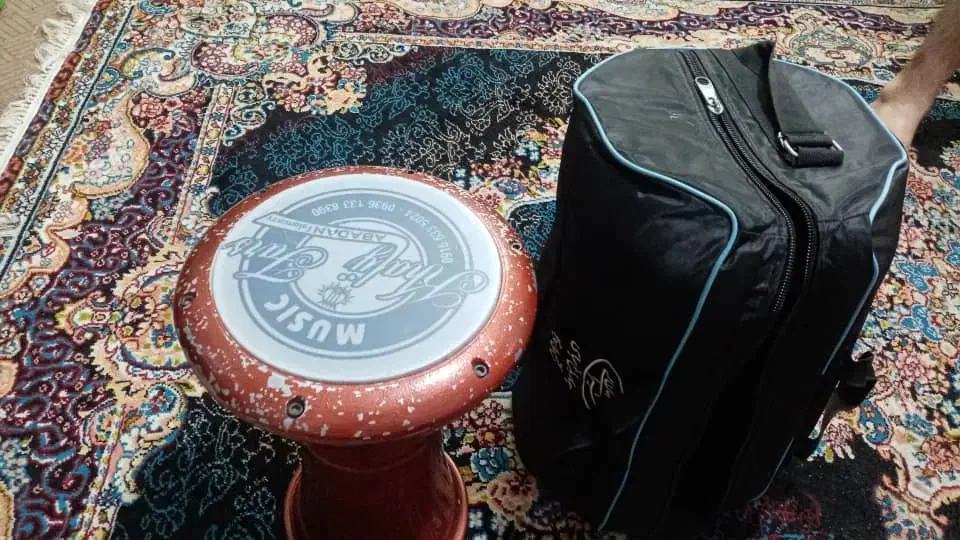 ضرب وتیمپو|سازهای سنتی|شاهینشهر, شهرک گلدیس|دیوار