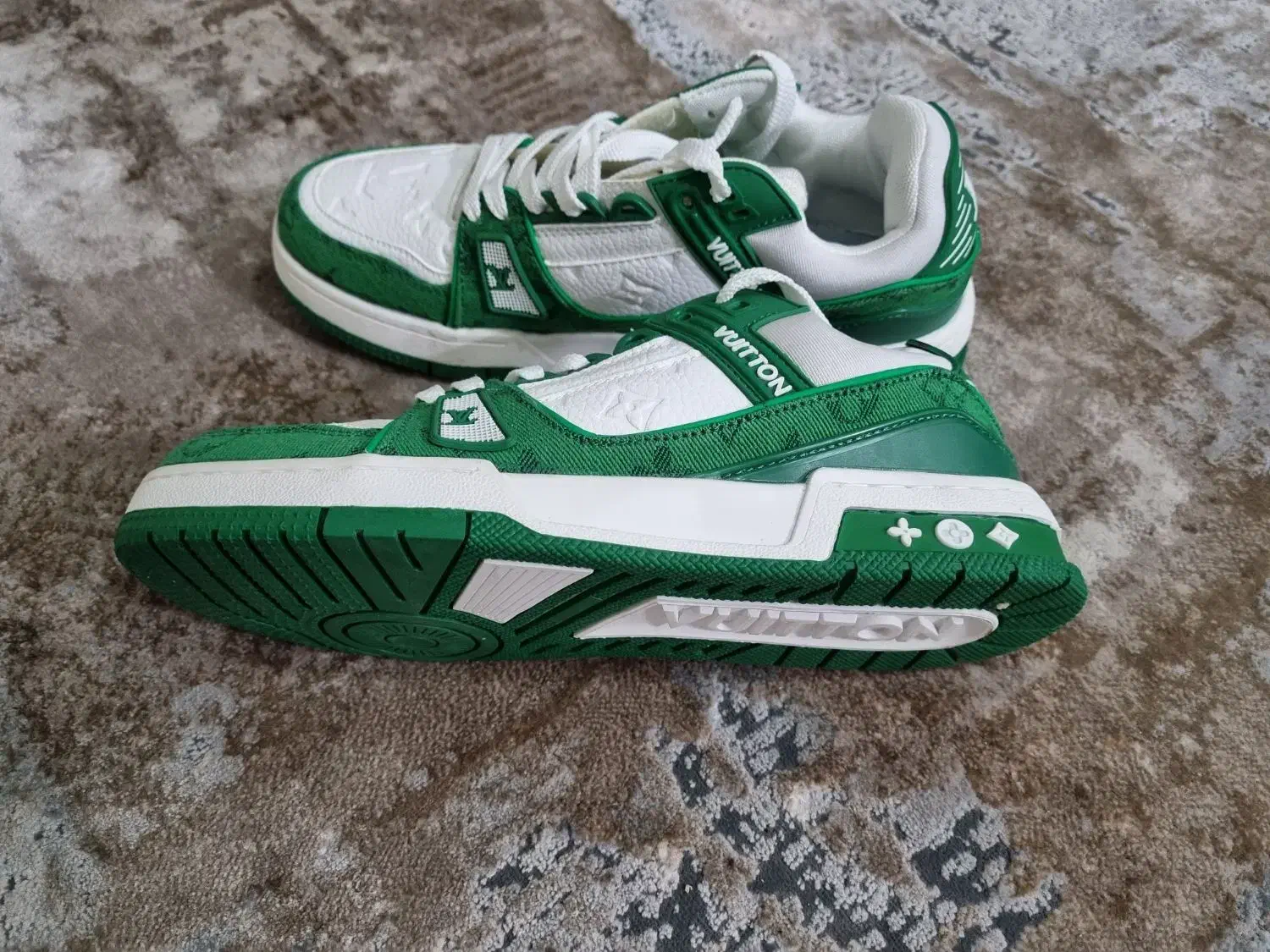 کتونی لویی ویتون ترینر Louis vuitton Trainer|کیف، کفش، کمربند|آمل, |دیوار