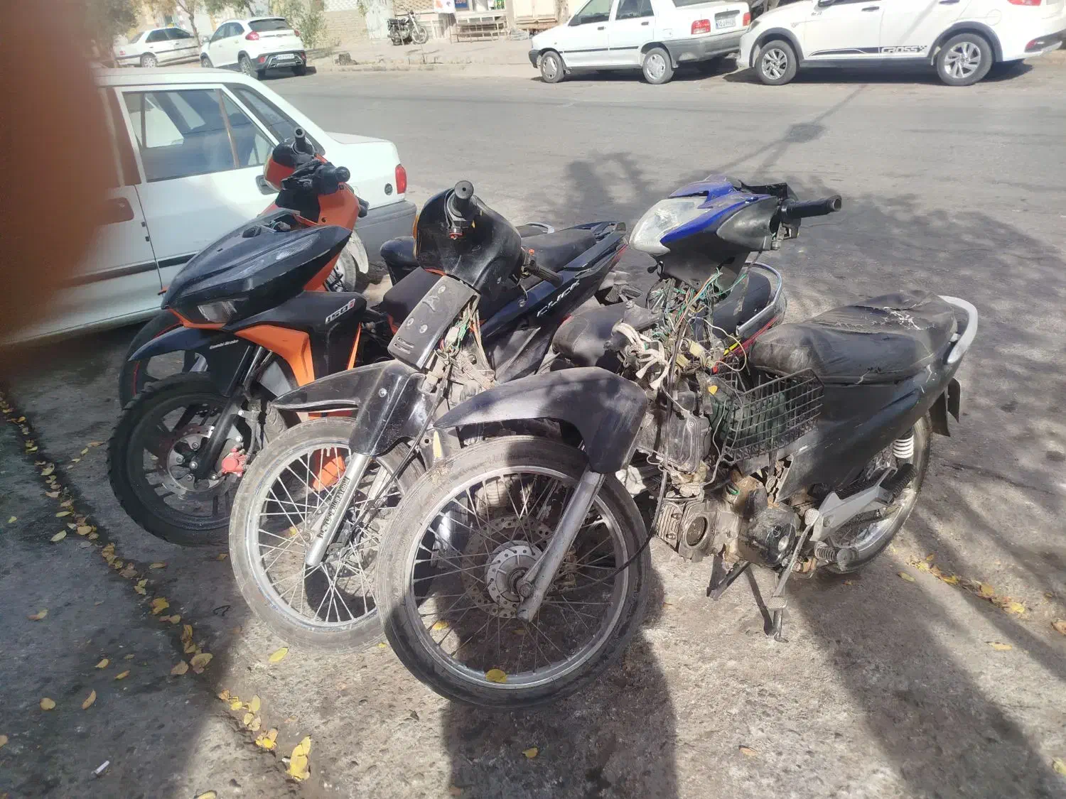 تعمیر گاه موتور سیکلت ناصر تهرونی|خدمات موتور و ماشین|یزد, |دیوار