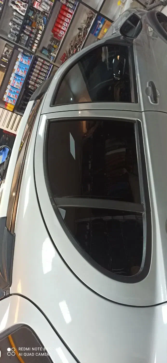 نصب شیشه دودی وانتی یوی وکاور ودیکال سیاره وثابت|خدمات موتور و ماشین|اهواز, کیان اباد|دیوار