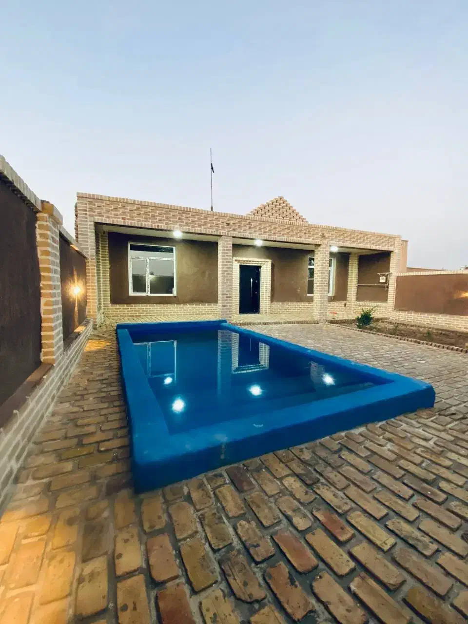 خانه ویلایی استخر دار|فروش خانه و ویلا|گرمسار, |دیوار