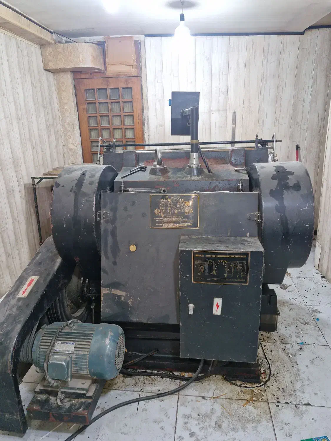 دستگاه دایکات و لمینت|ماشین‌آلات صنعتی|اسلام‌شهر, ایرین|دیوار