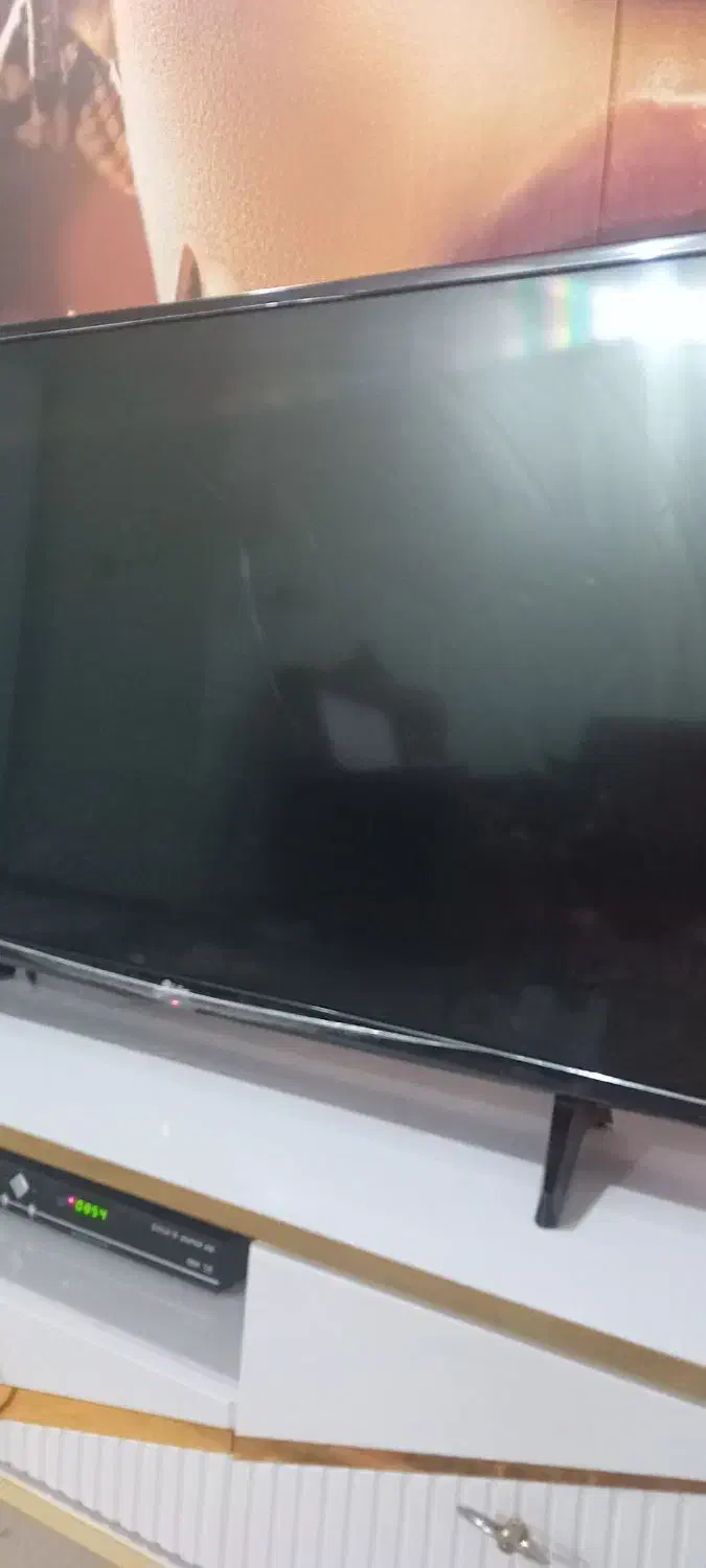تلویزیو ن 43اینچ ال جی|تلویزیون و پروژکتور|بهبهان, |دیوار
