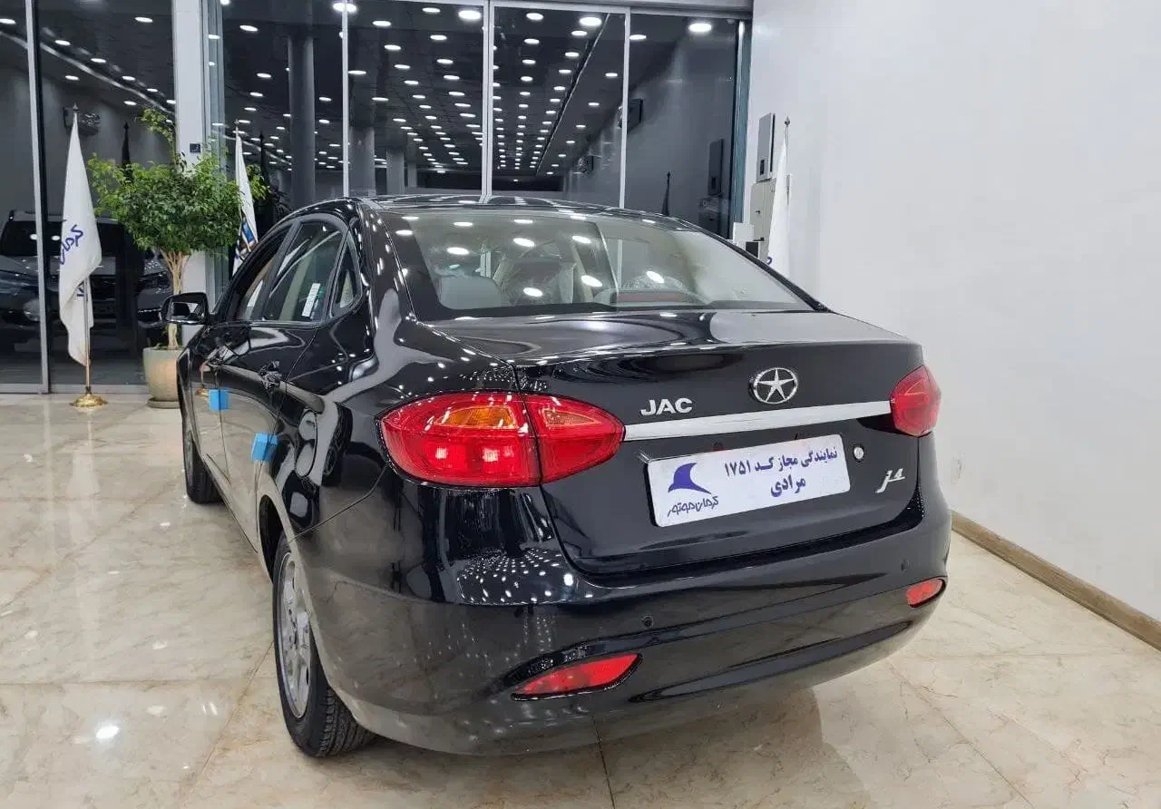 جک جی4**JAC J4 // نمایندگی مرادی|خودرو سواری و وانت|تهران, بنیهاشم|دیوار