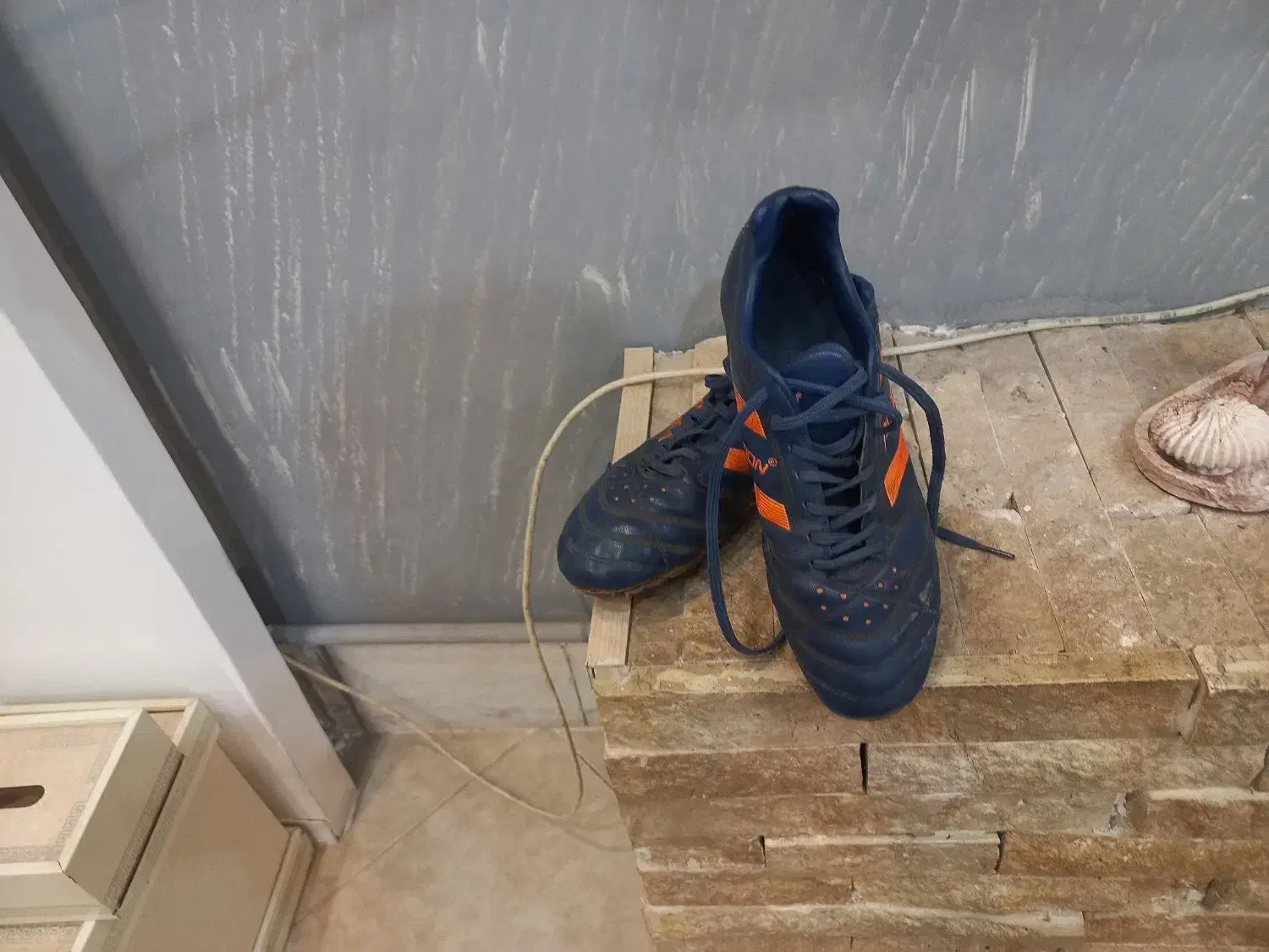 کتانی اورجینال  استوک|کیف، کفش، کمربند|ساوه, |دیوار