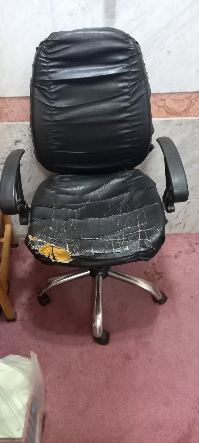 صندلی|صندلی و نیمکت|قم, انسجام|دیوار