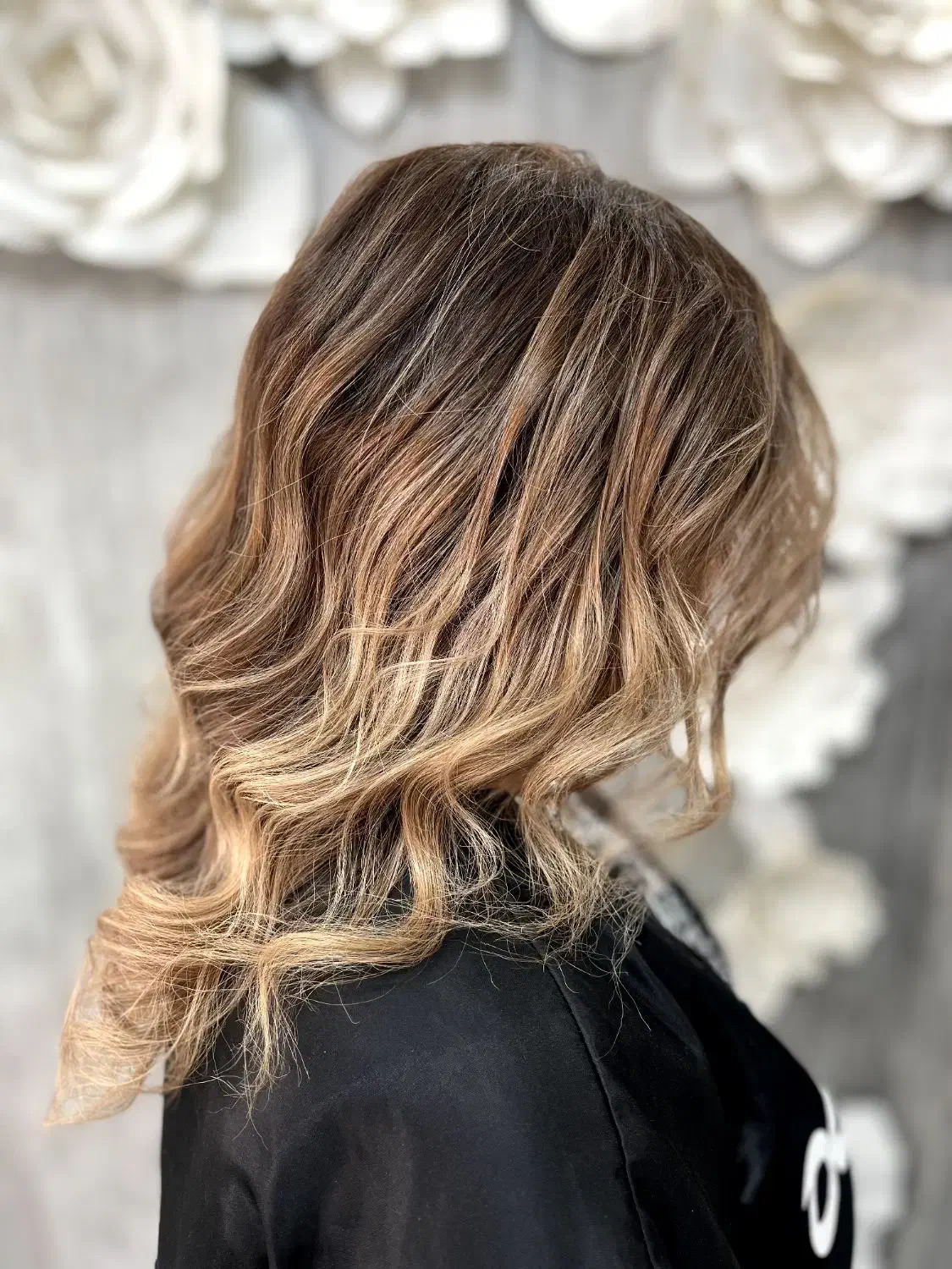 رنگ کار و ناخن کار حرفه ای|استخدام درمانی، زیبایی، بهداشتی|تهران, جوانمردان (اندیشه)|دیوار