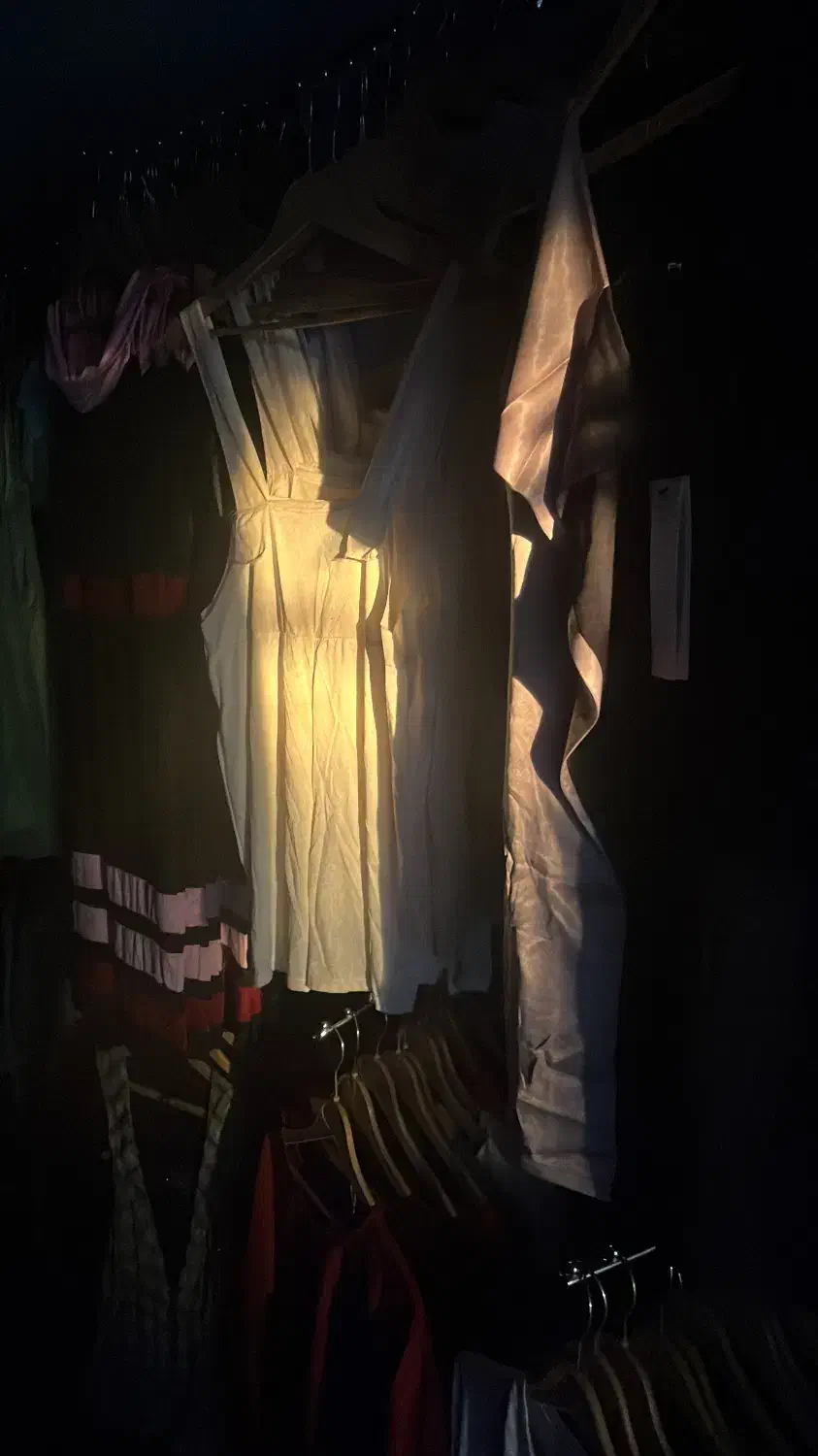 پخش ارزانی پوشاک|لباس|اصفهان, دستگرده|دیوار