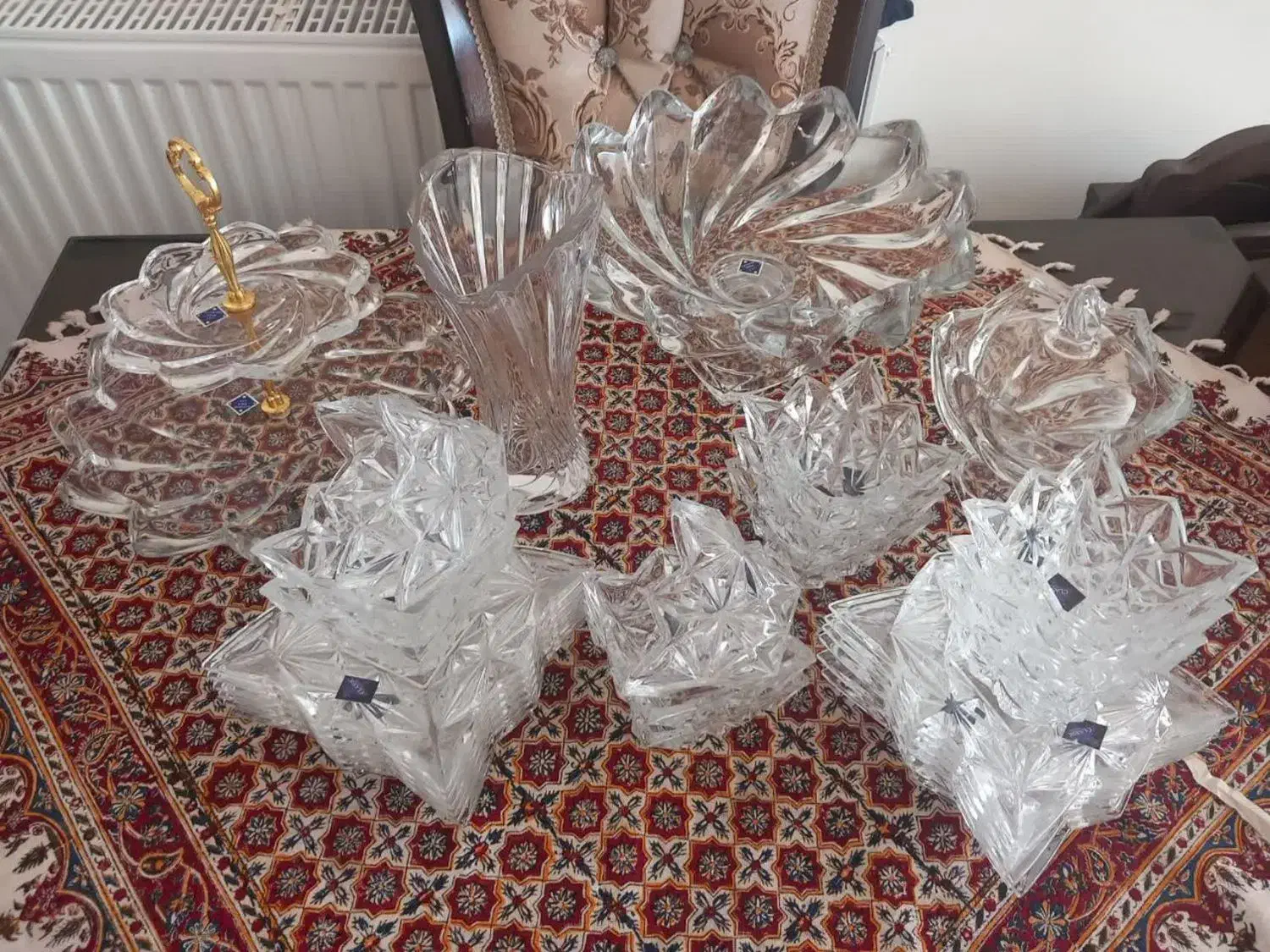 سردیس بلور خارجی نو|ظروف سرو و پذیرایی|اصفهان, دستگرده|دیوار