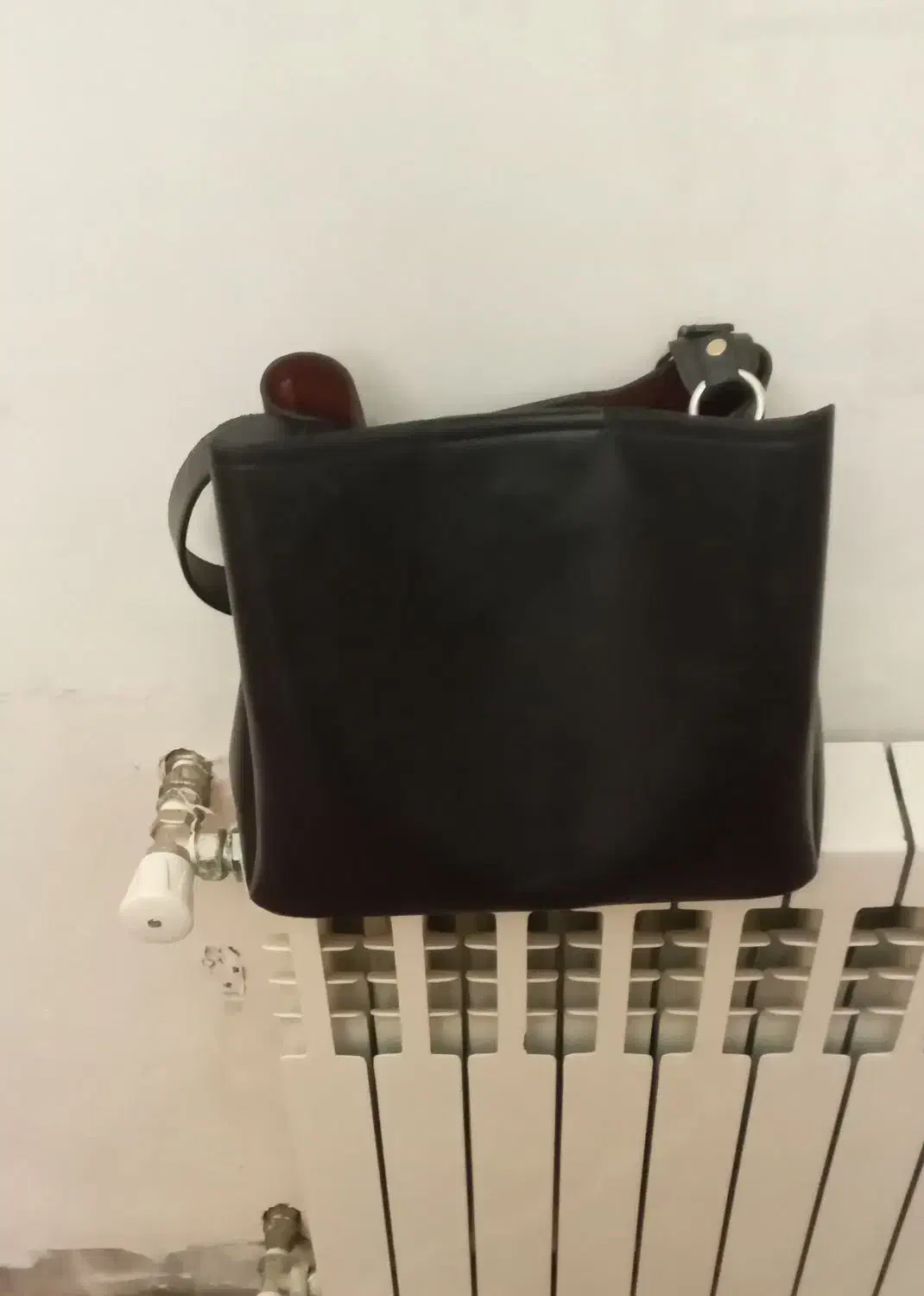 یه عددکیف|کیف، کفش، کمربند|ایلام, |دیوار