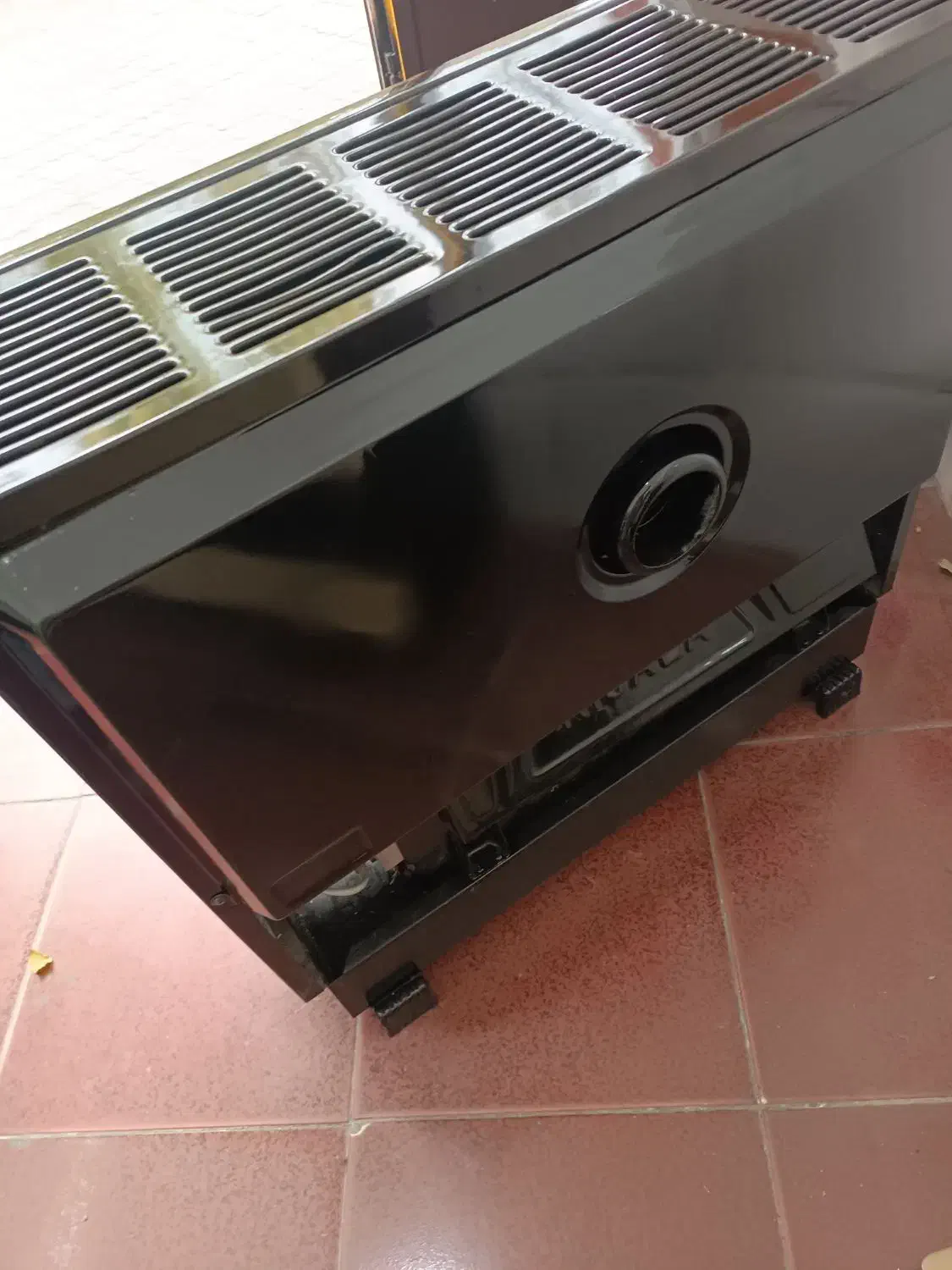 بخاری نیک کالا و دوعددبدون دودکش|بخاری، هیتر، شومینه|بروجرد, |دیوار