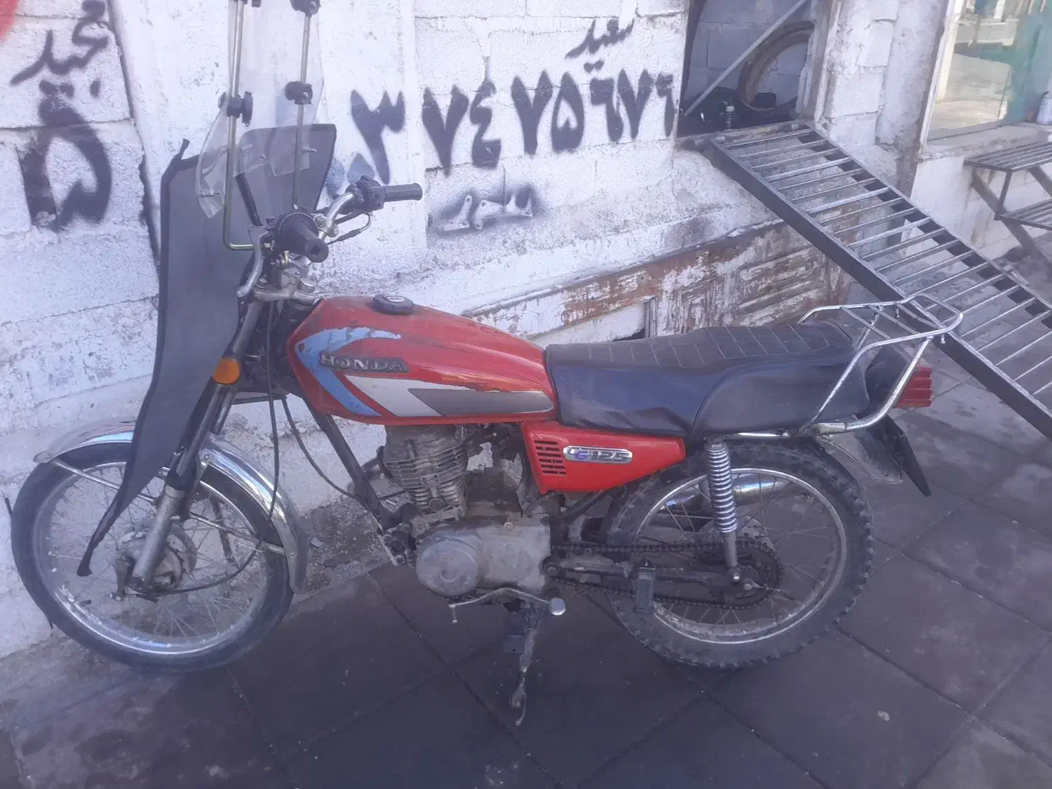 هوندا۱۲۵ مدل۸۶(مزائده)|موتورسیکلت|ماهدشت, |دیوار