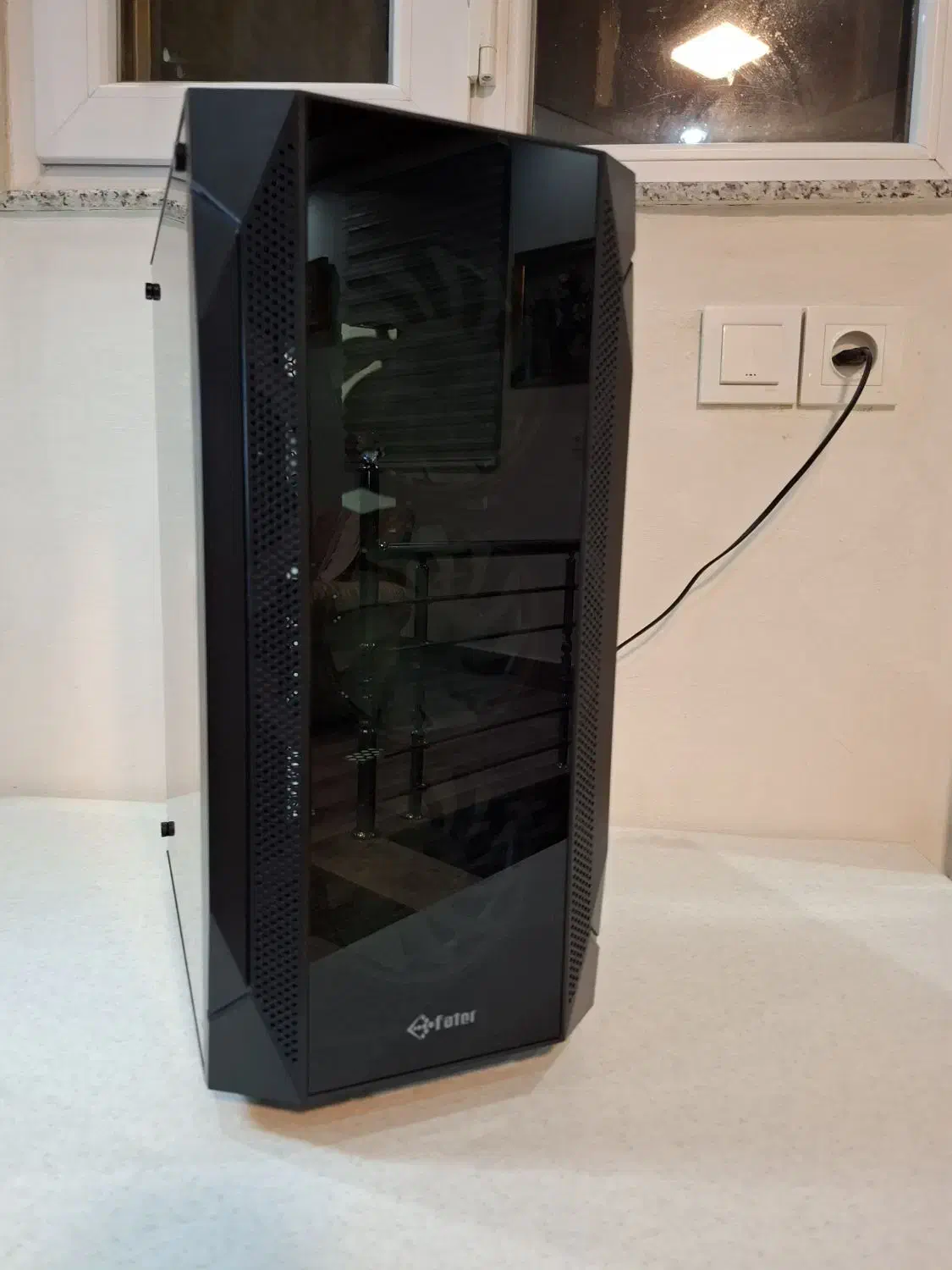 قاب کیس گیمینگ|قطعات و لوازم جانبی رایانه|گتاب, |دیوار