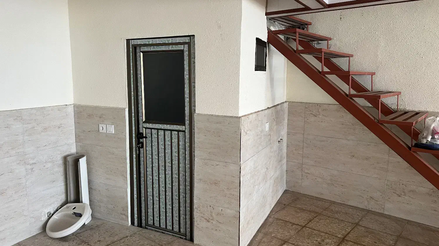 اجاره یک باب مغازه|اجارهٔ مغازه و غرفه|فریدونکنار, |دیوار