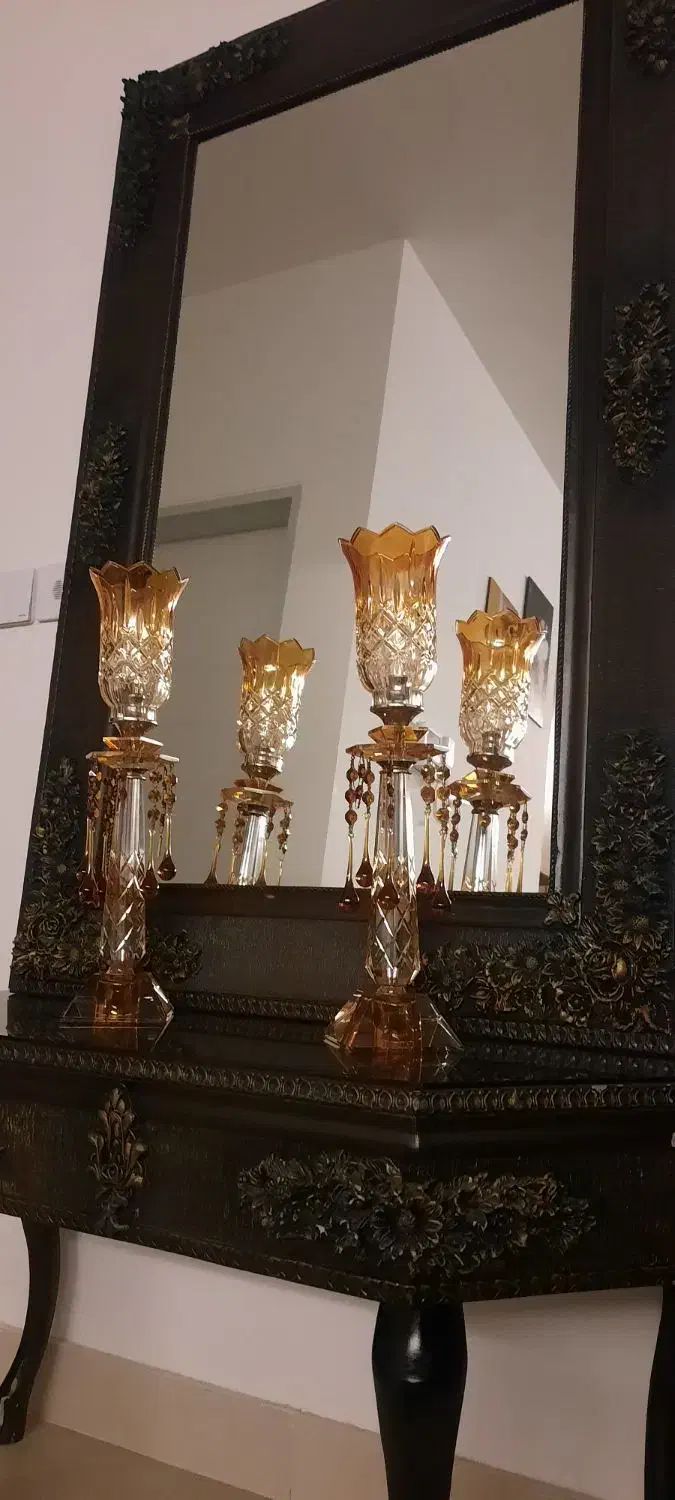 آینه و کنسول و شعمدان|آینه|رشت, نیروی دریایی|دیوار