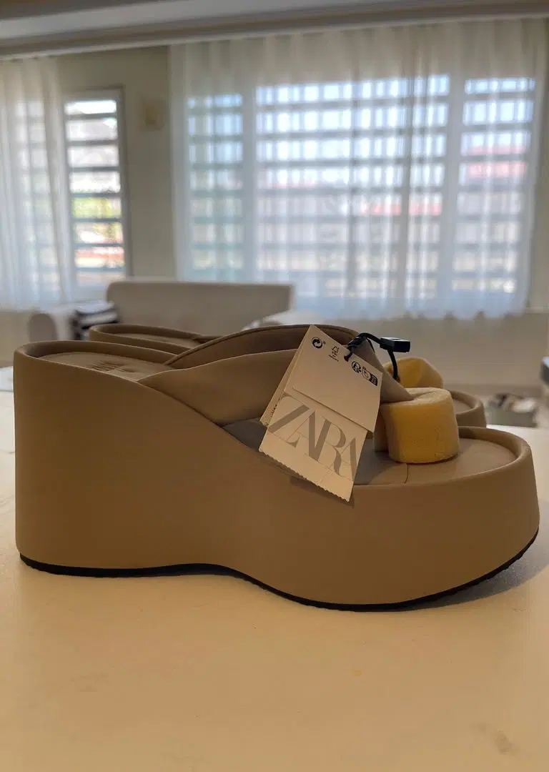 فروش صندل برند Zara|کیف، کفش، کمربند|تهران, تجریش|دیوار