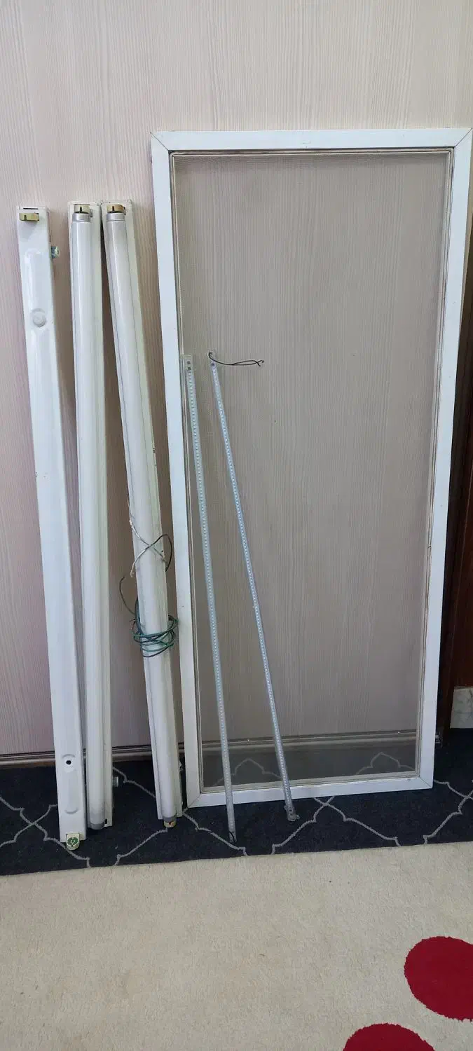 لامپ مهتابی سالم|لامپ و چراغ|زنجان, |دیوار