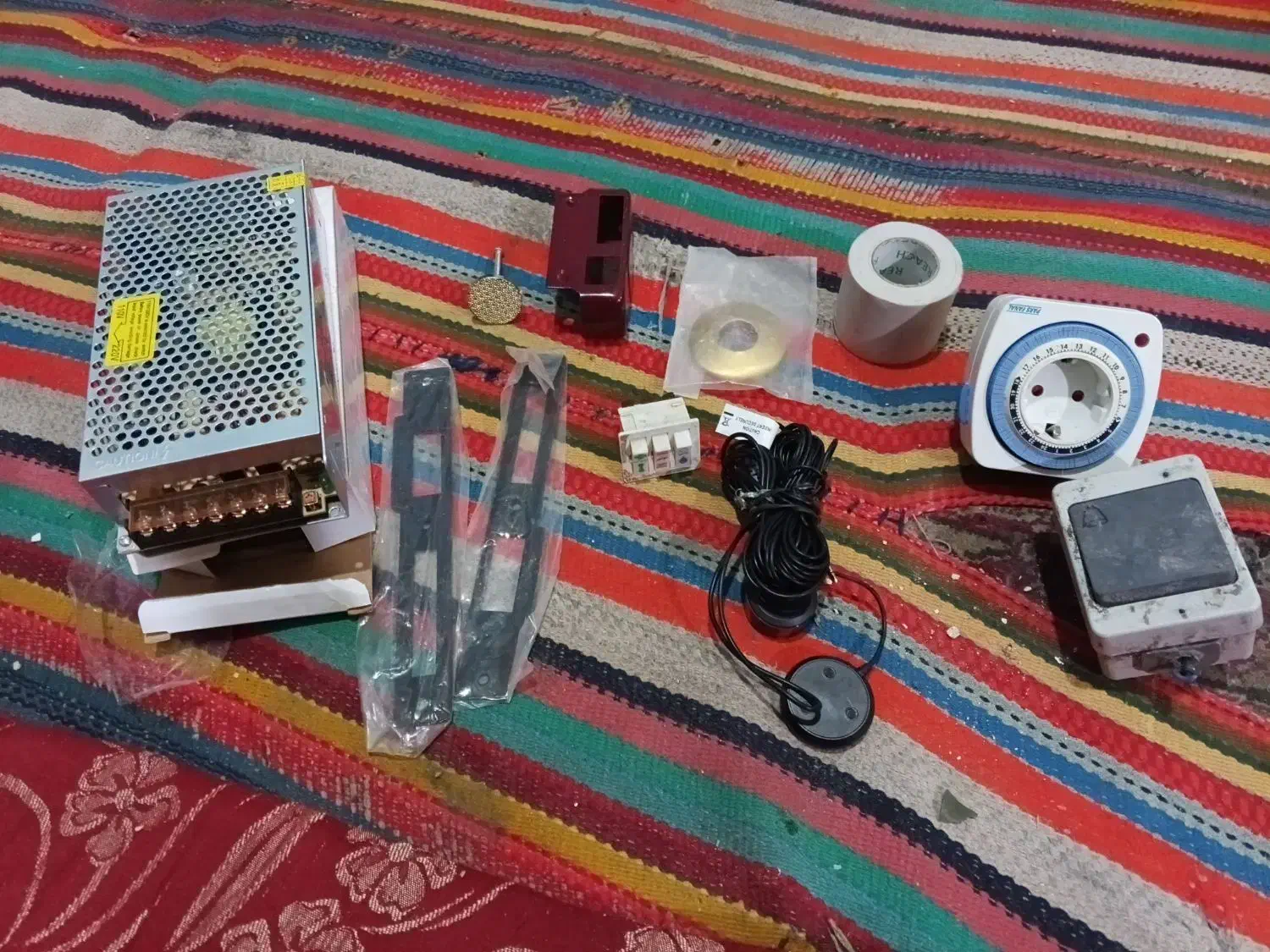 منبع تغذیه|سایر لوازم برقی|قم, شهر قائم|دیوار