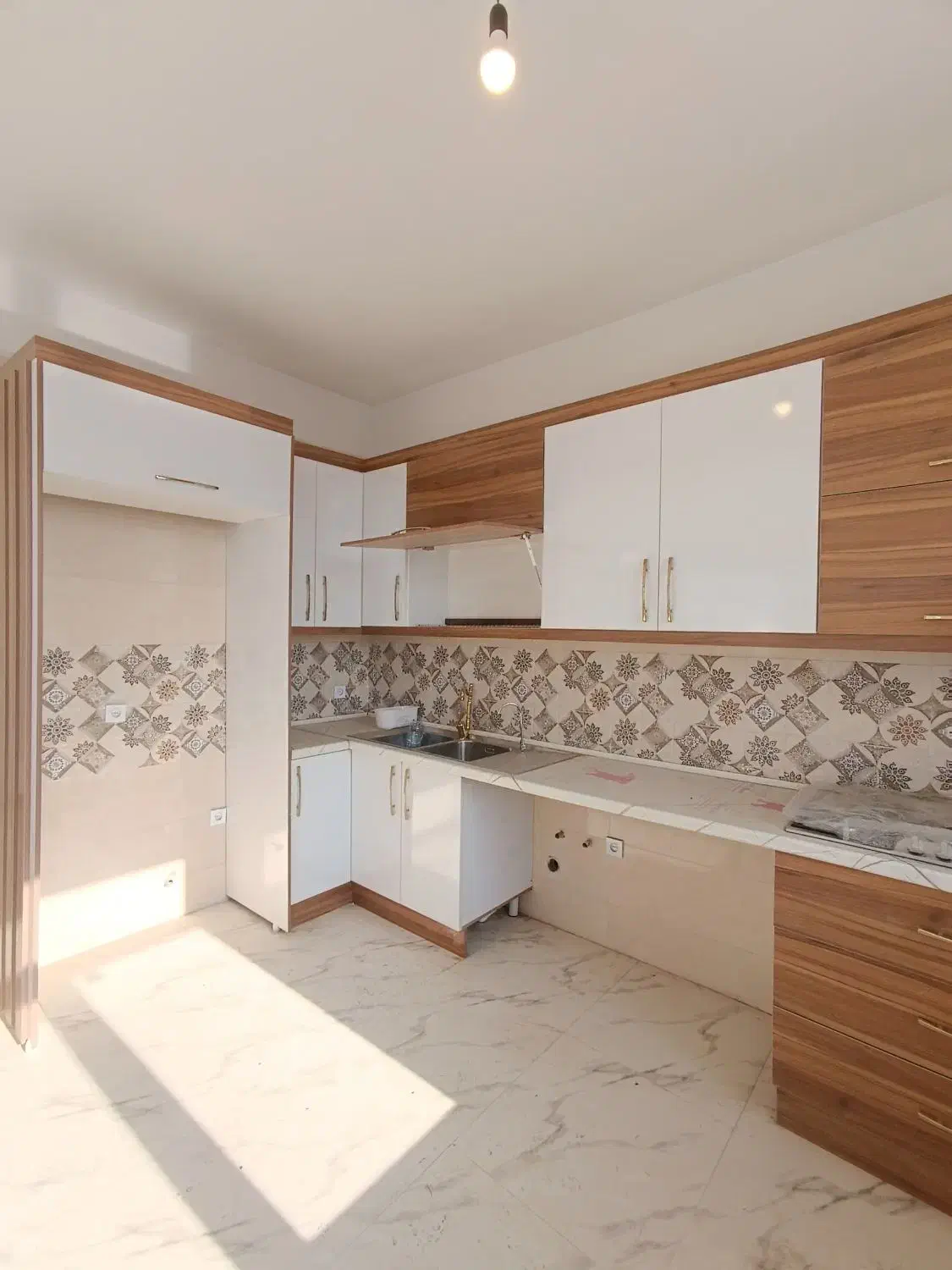 آپارتمان ۱۱۹ متری نوساز آماده سکونت*امکان معاوضه*|فروش آپارتمان|کهریزک, |دیوار