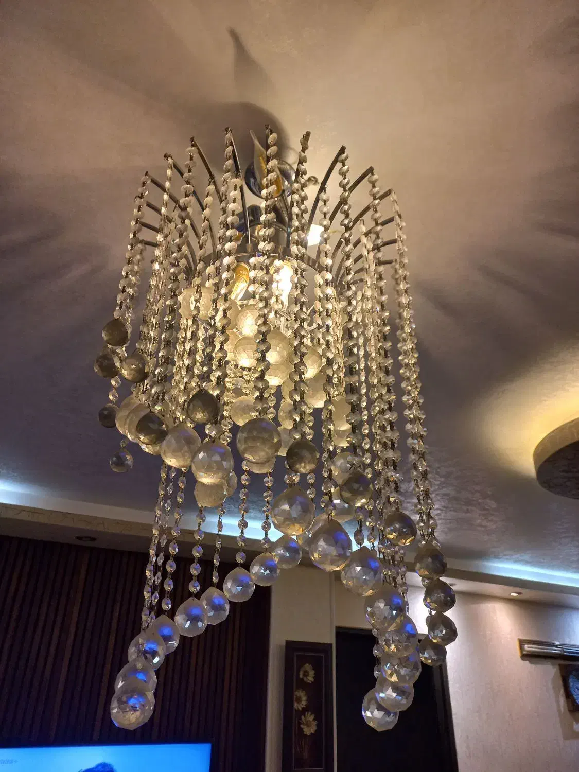 لوستر کریستال|لوستر و چراغ آویز|اصفهان, رحیم‌آباد|دیوار