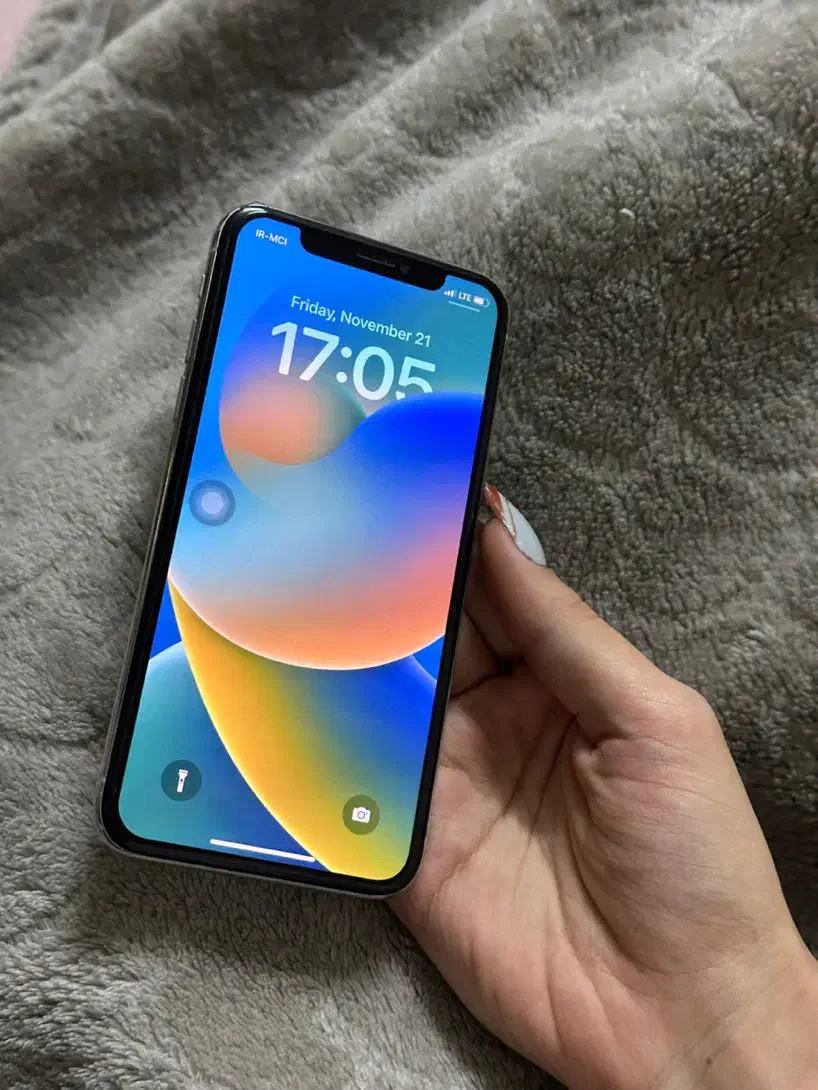 گوشی آیفون x درحد و تمیز ۲۵۶|موبایل|تهران, شمشیری|دیوار