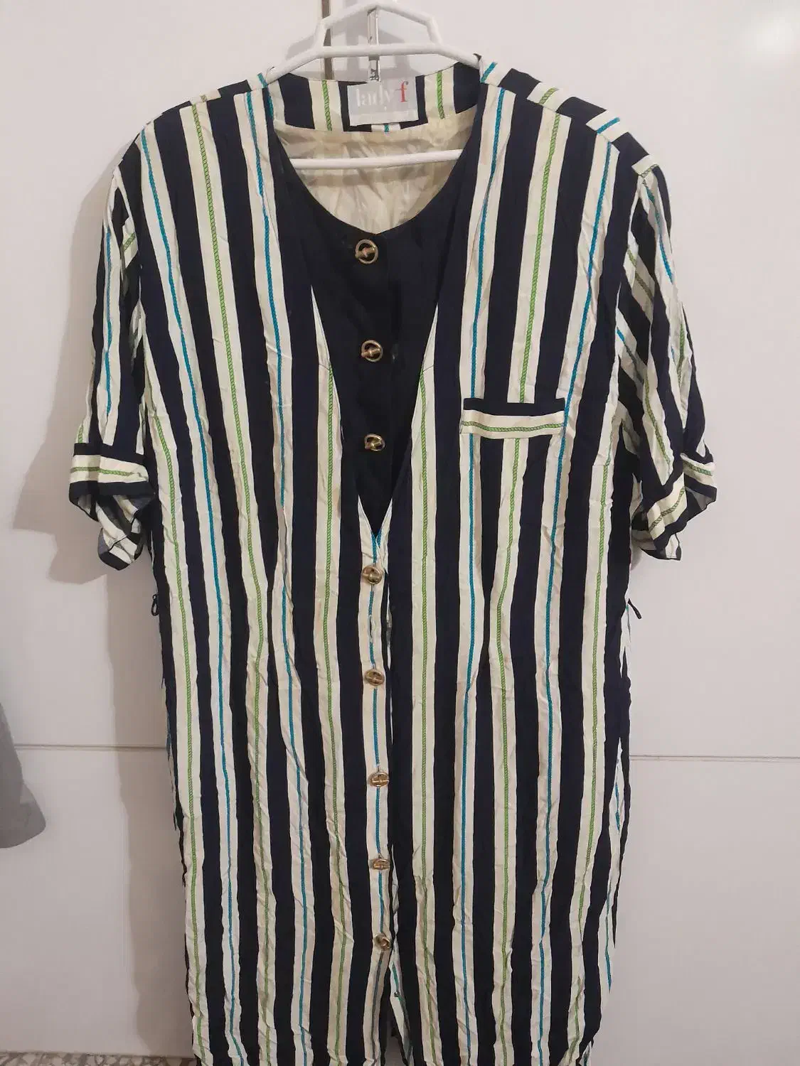 لباس های،تمیز سالم بدون زدگی|لباس|سیاهکل, |دیوار