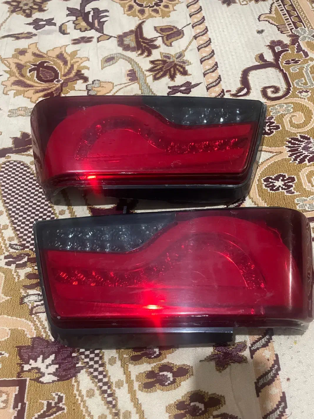 چراغ عقب ۴۰۵|قطعات یدکی و لوازم جانبی|محمدیه-قزوین, |دیوار