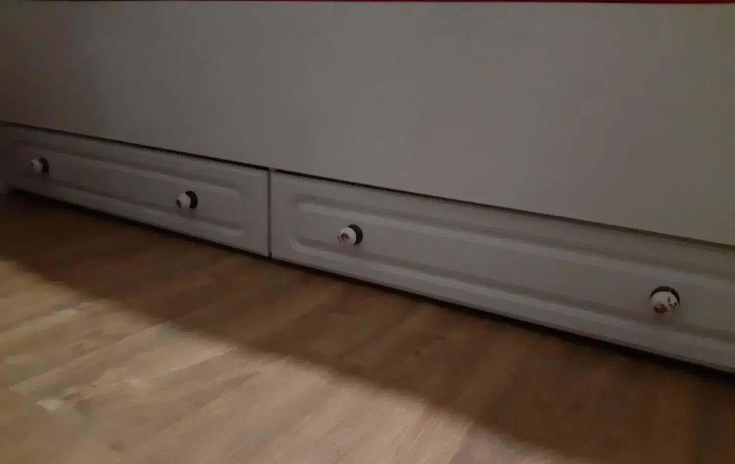 سرویس نوزاد و کودک آپادانا|تخت و صندلی بچه|رشت, گلسار|دیوار