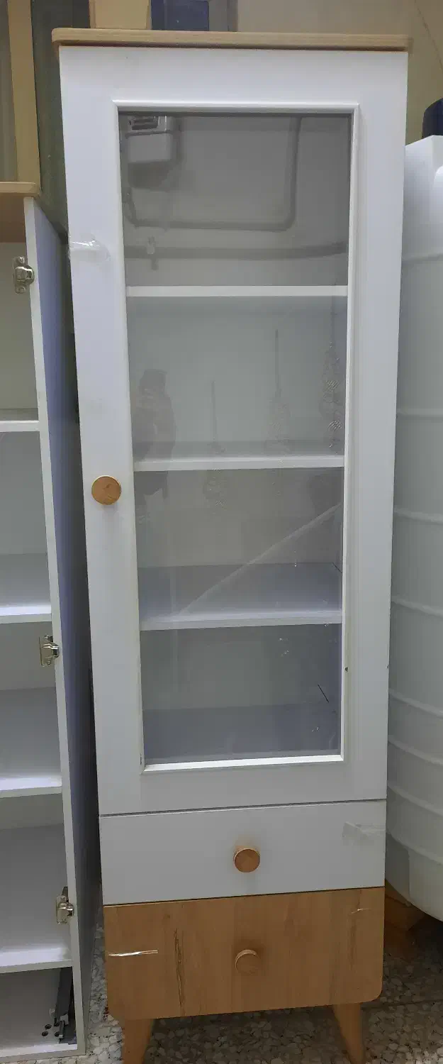 کمد|جاکفشی، کمد، دراور|پیشوا, |دیوار