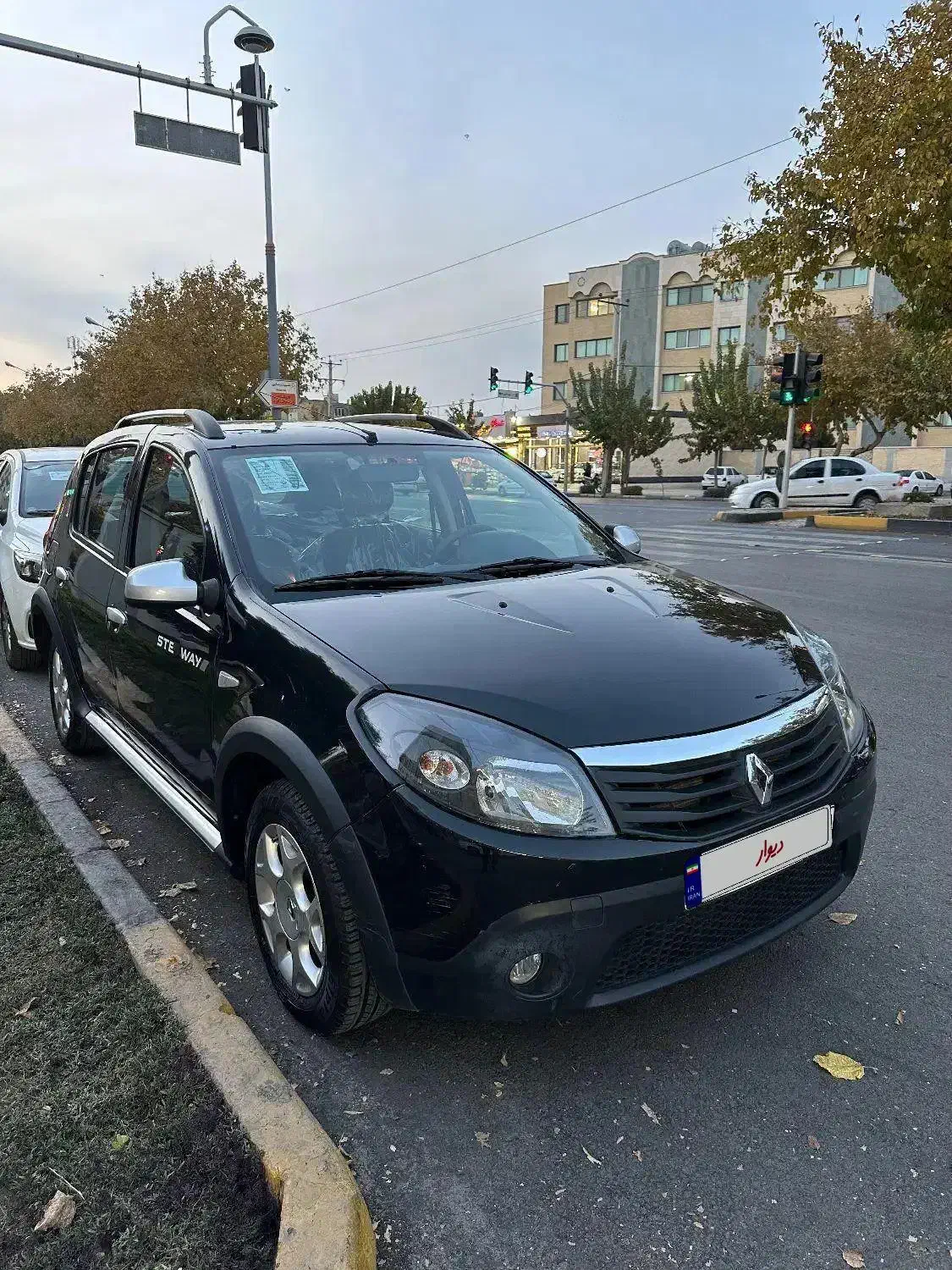 ساندرو استپ وی اتومات مدل۱۳۹۷ نقدواقساط|خودرو سواری و وانت|اصفهان, شهید رجایی|دیوار