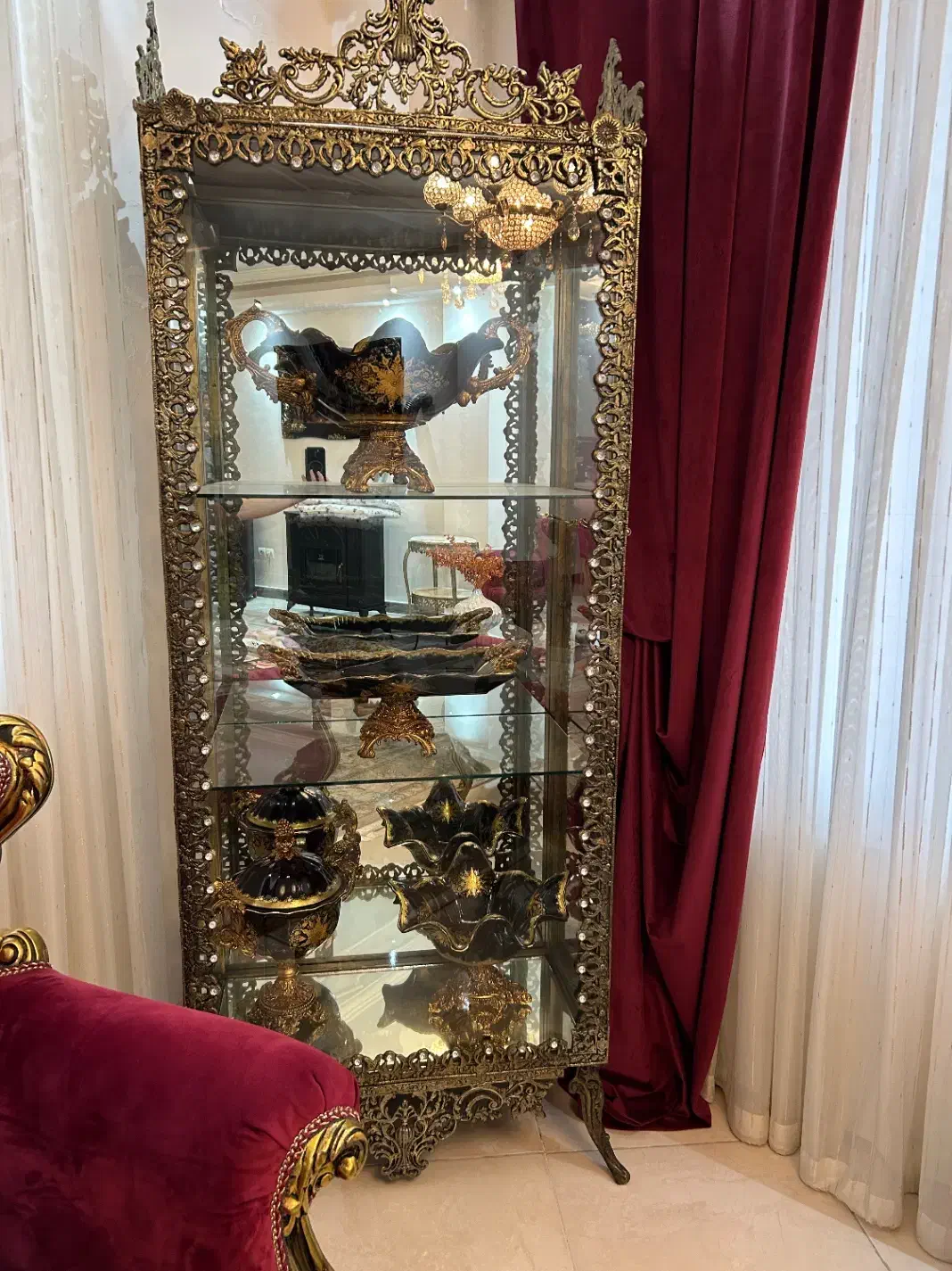 ویترین انتیک|بوفه، ویترین، کنسول|چالوس, |دیوار