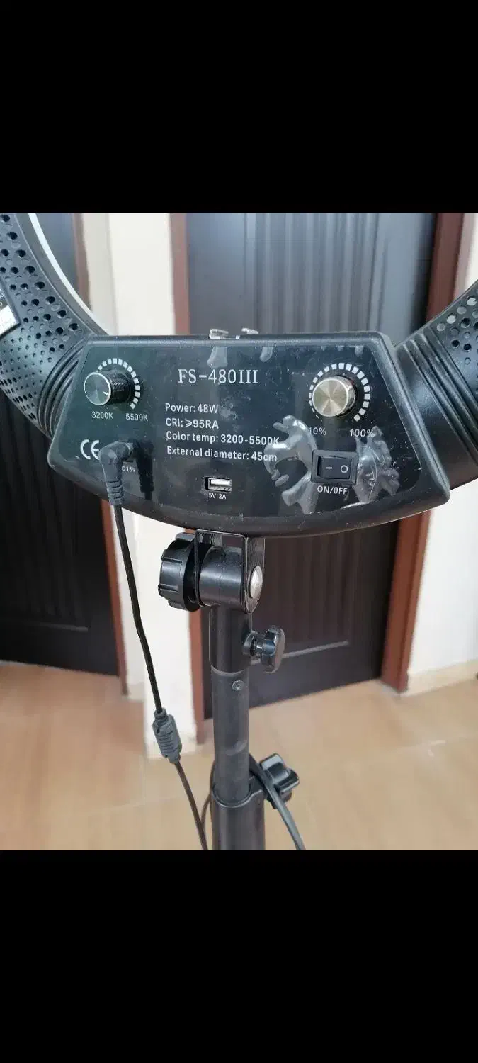 رینگ لایت|دوربین عکاسی و فیلم‌برداری|رشت, نیکمرام|دیوار