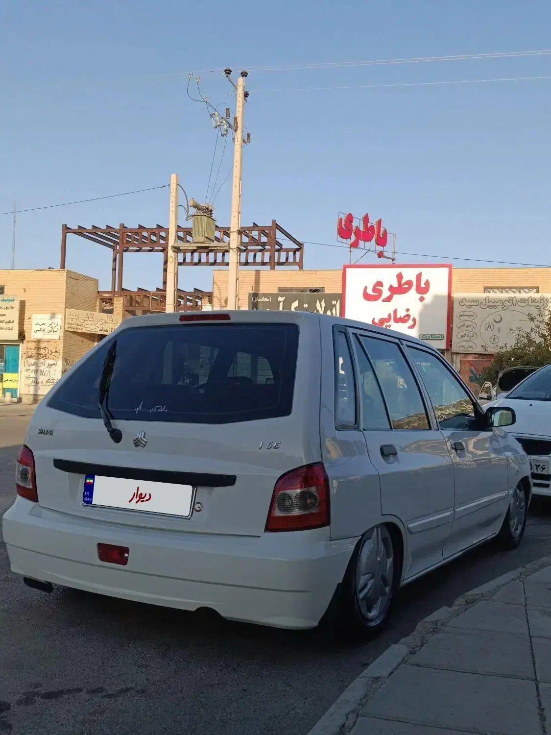 111 مدل 93 با لوازم|خودرو سواری و وانت|مشهد, سجاد شهر|دیوار