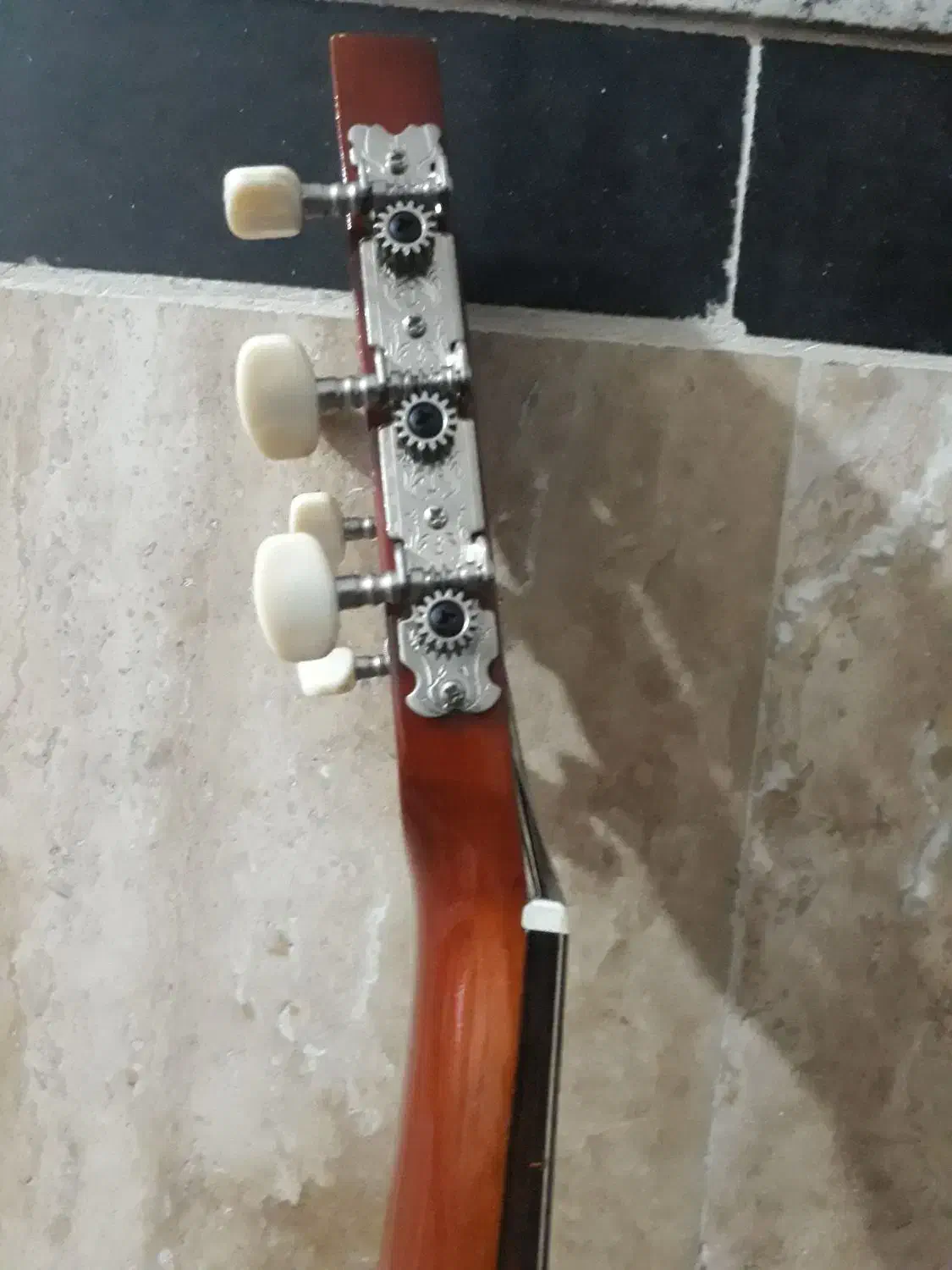 گیتار خوش صدا|گیتار، بیس، امپلیفایر|نکا, |دیوار