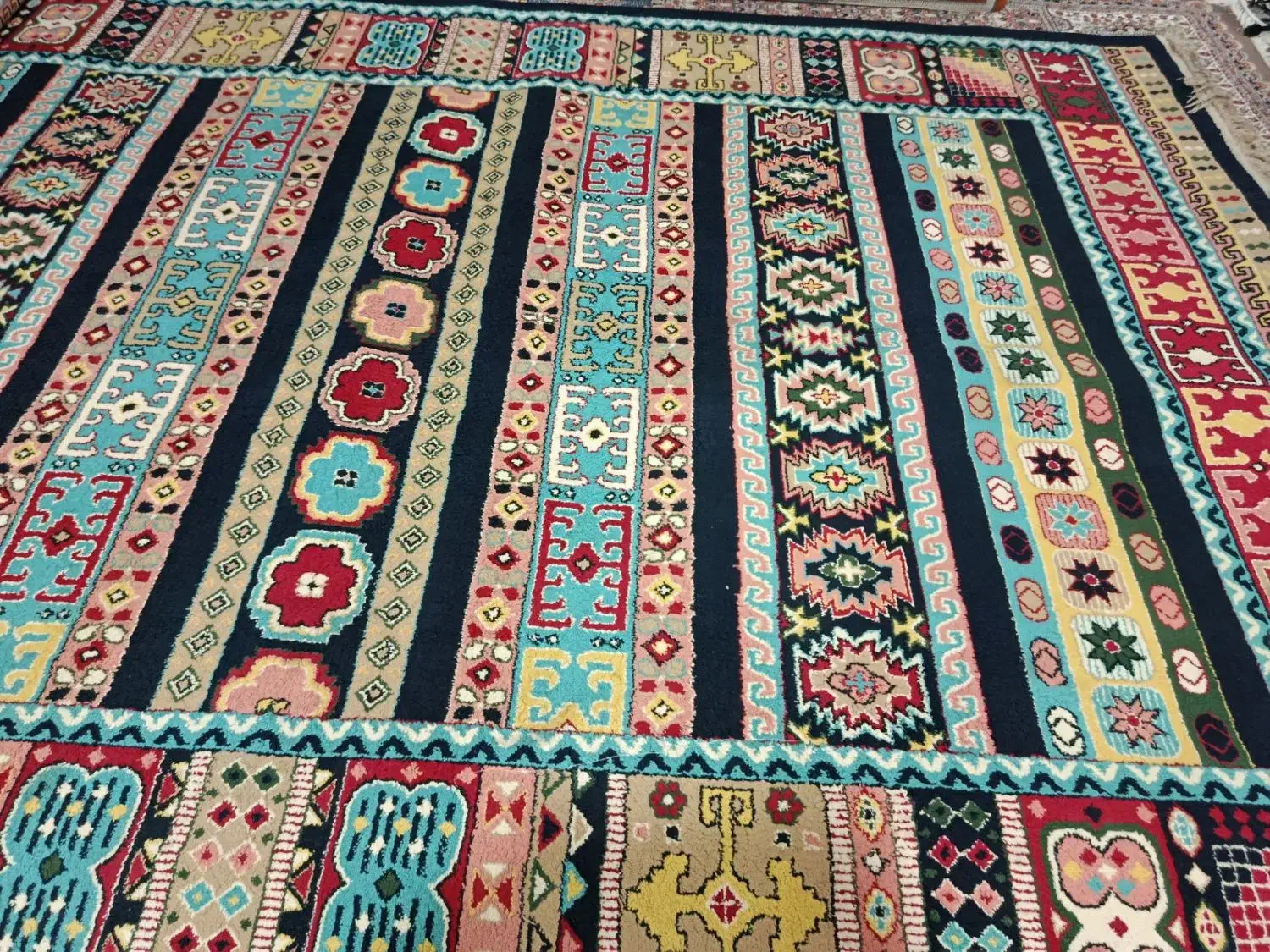 گلیم|گلیم، جاجیم، گبه|بوئین زهرا, |دیوار