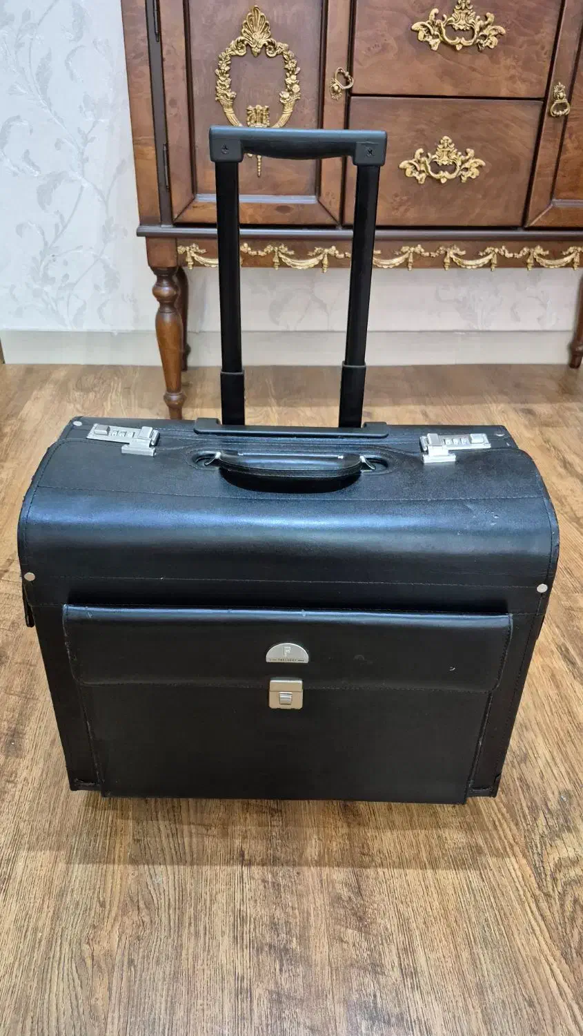 چمدان مسافرتی|کیف، کفش، کمربند|شهریار, شهریار|دیوار