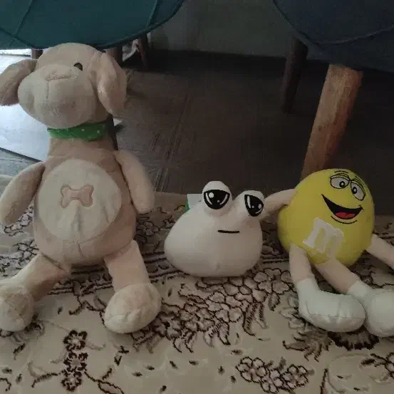 دو عدد عروسک خارجی|اسباب‌بازی بچه|یزد, |دیوار