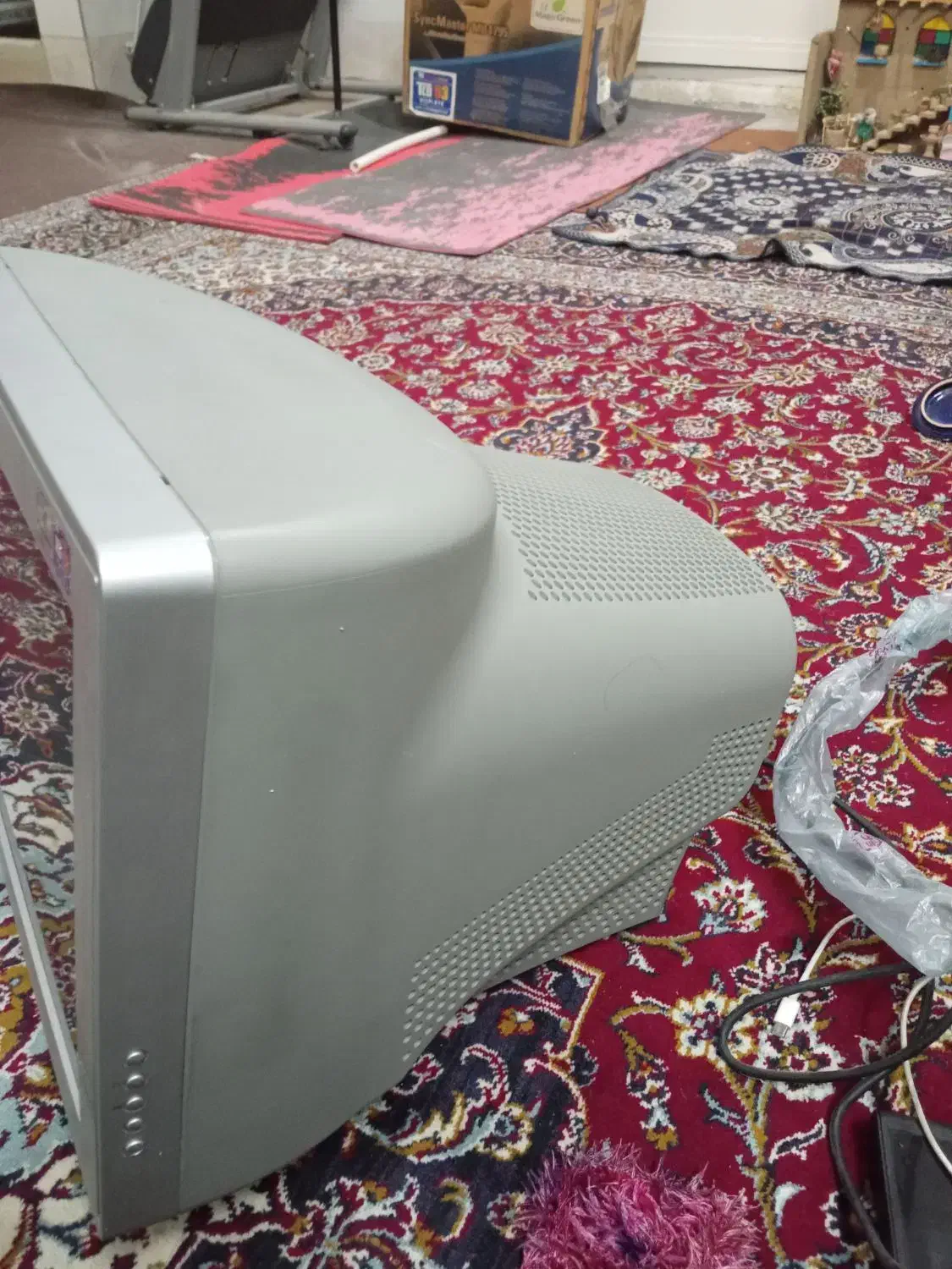 مانیتور 17اینچ صفحه تخت درحدنو(سامسونگ)|قطعات و لوازم جانبی رایانه|قم, نوبهار|دیوار