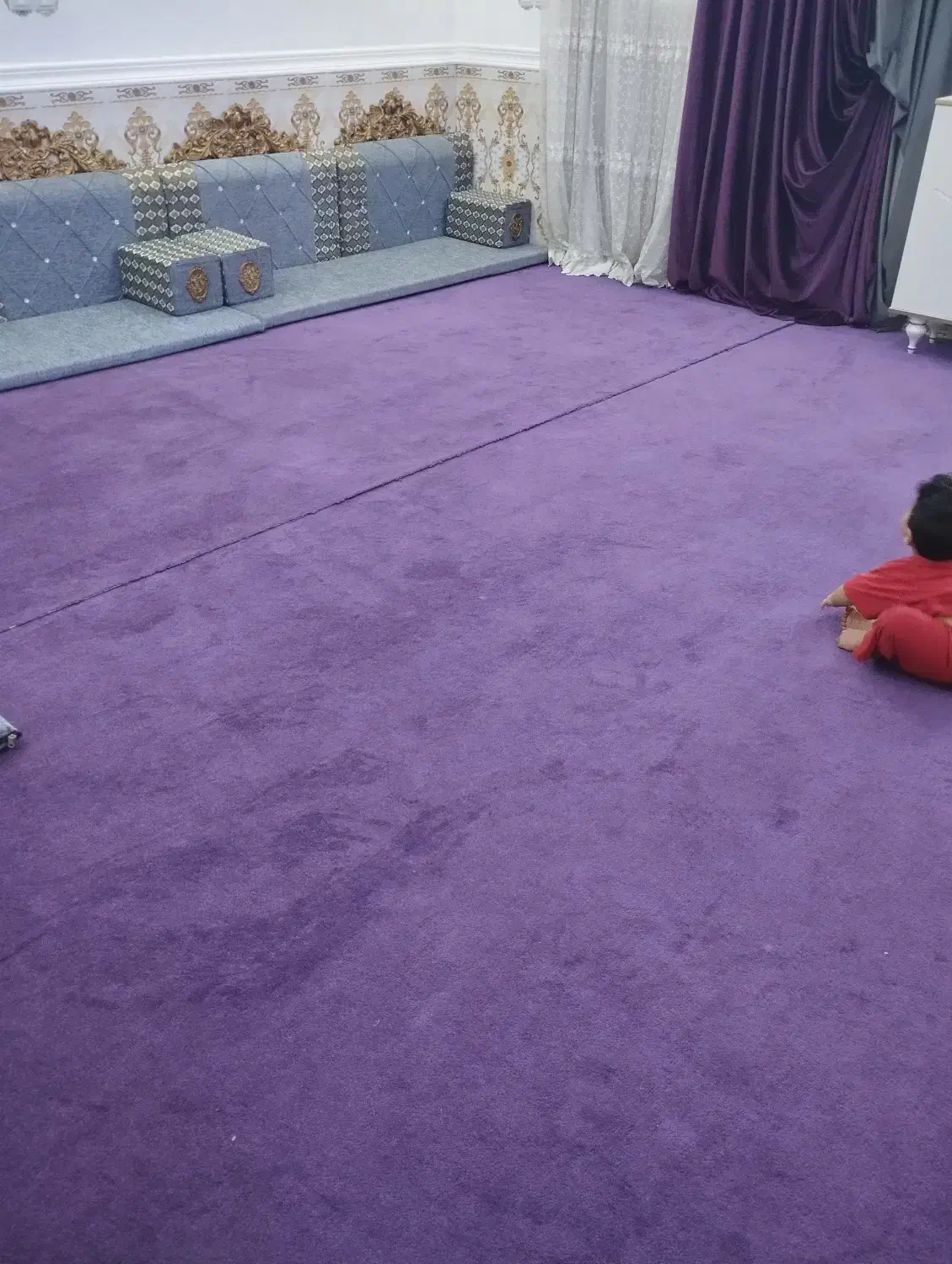 موکت به رنگ بنفش ۳۰ متر مربع دو‌تیکه|موکت|کارون, |دیوار