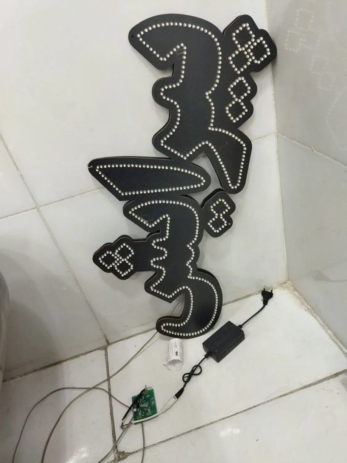 تابلو ال ای دی پیرایش|ریسه و چراغ تزئینی|گلپایگان, |دیوار