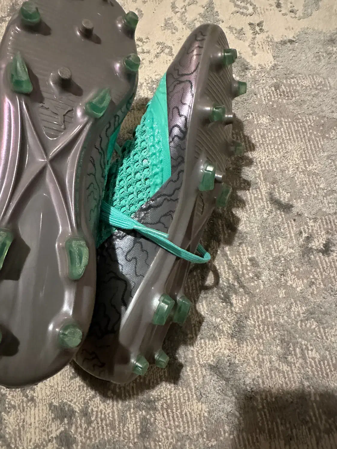 کفش فوتبال پوما اصل|کیف، کفش، کمربند|تهران, سعادت‌آباد|دیوار