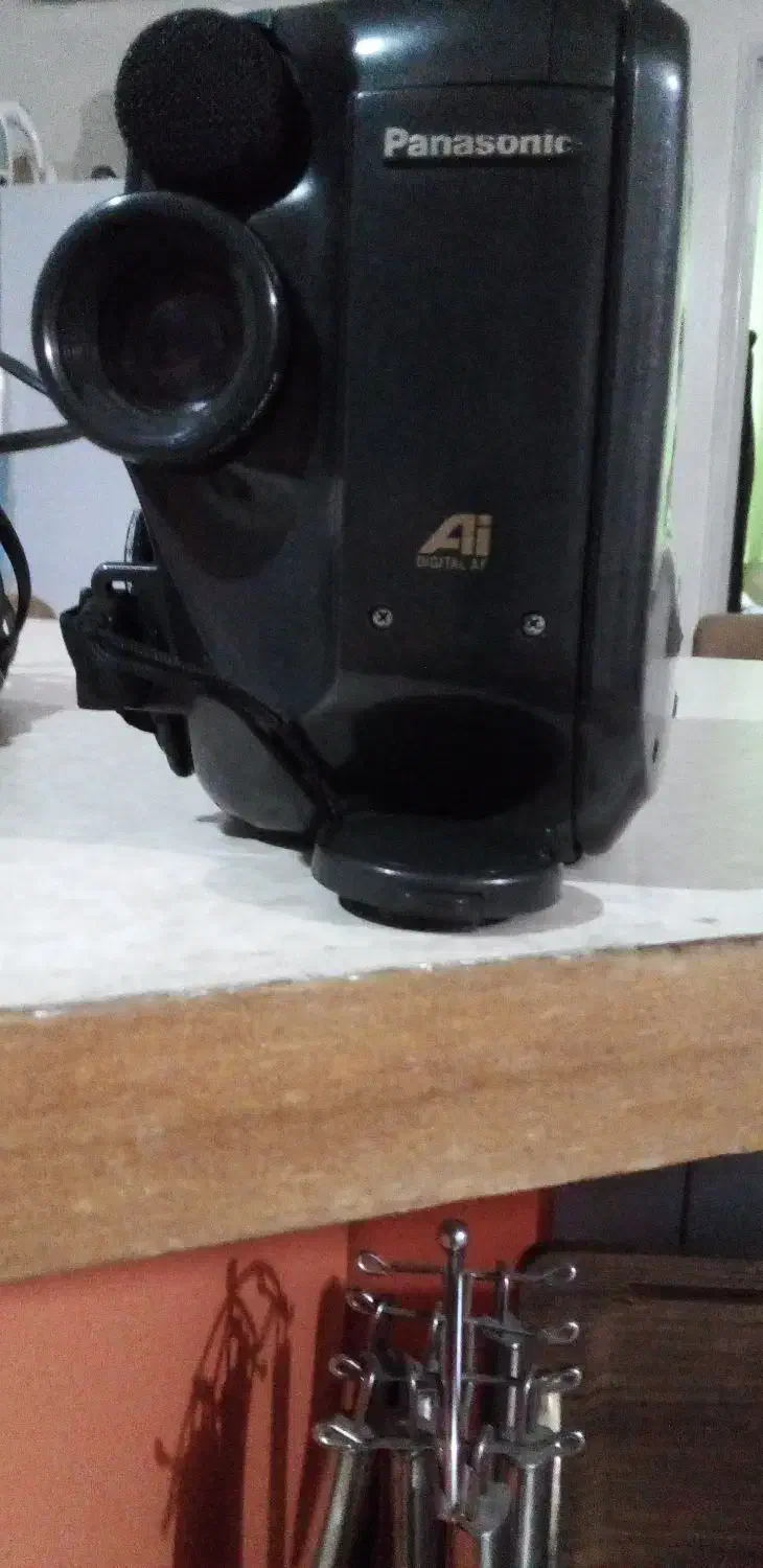 فروش دوربین فیلمبرداری پاناسونیک اصل ژاپن|دوربین عکاسی و فیلمبرداری|ری, اقدسیه|دیوار