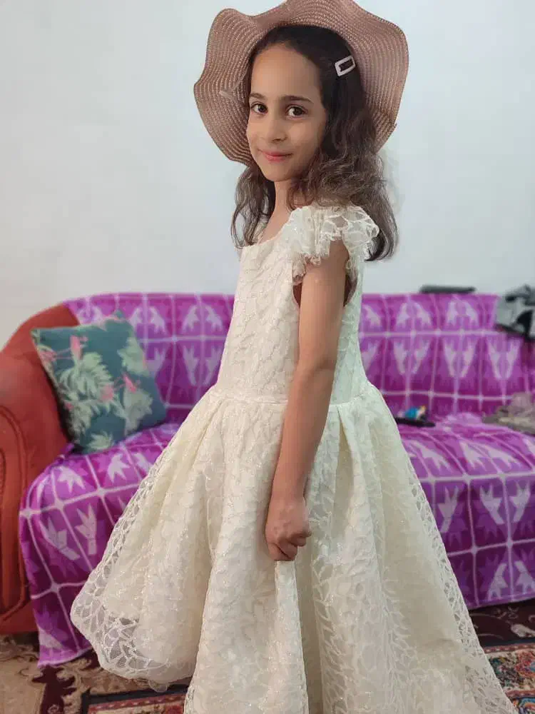 لباس عروس کودک|لباس|شیراز, درکی|دیوار