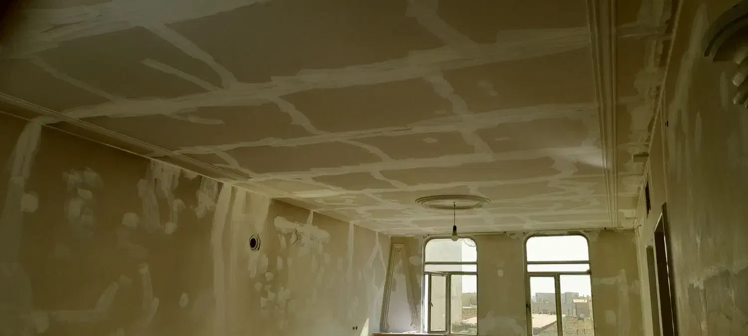 رنگ آمیزی.رنگ کاری و نقاشی ساختمان|خدمات پیشه و مهارت|ساوه, |دیوار