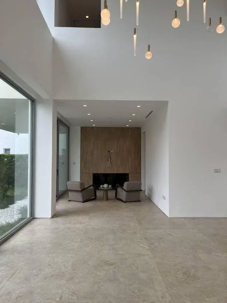 فروش ویلا۶۸۰ متری مدرن استخردار سند شش دانگ رویان|فروش خانه و ویلا|رویان, |دیوار