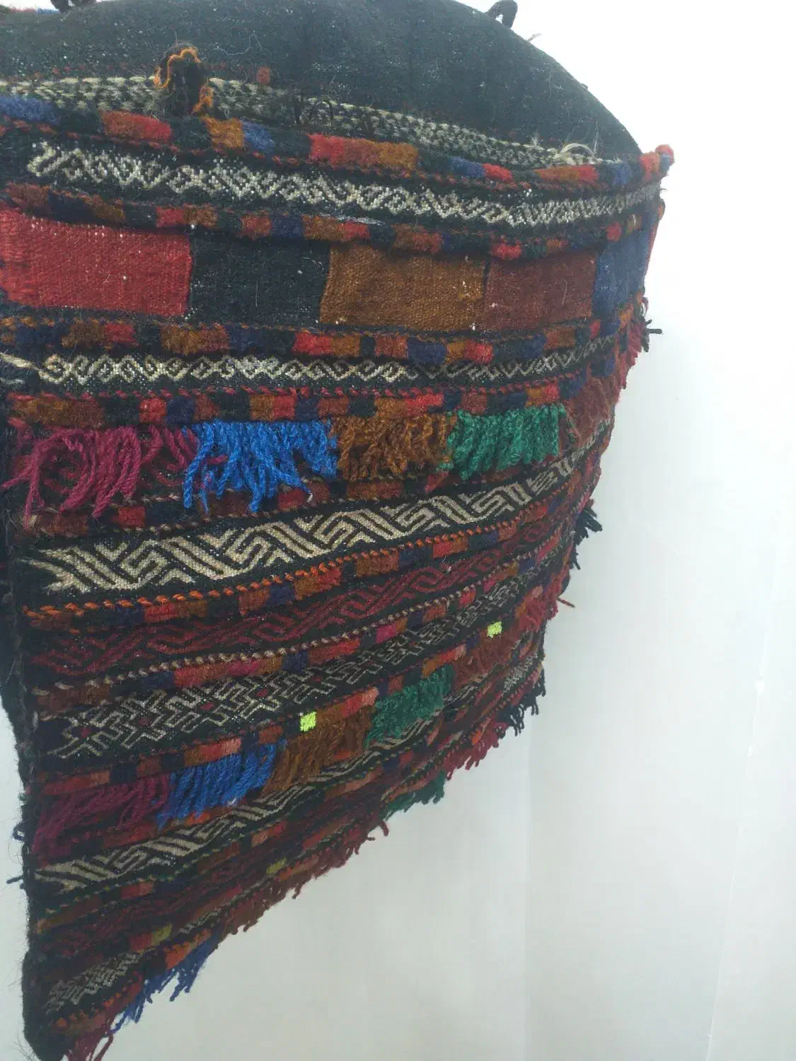 خورجین آنتیک دستبافت سیرجان(گلیم و فرش ریزبافت)|کلکسیون اشیاء عتیقه|اردبیل, |دیوار