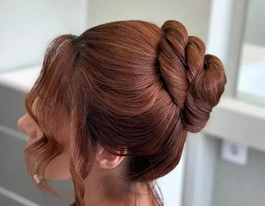 میکاپ و شینیون|خدمات آرایشگری و زیبایی|تنکابن, |دیوار