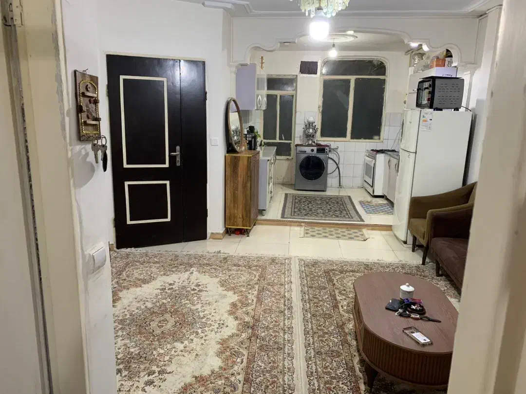 اپارتمان۵۵ متری/بازسازی/بهترین لوکیشن/کوچه پهن|فروش آپارتمان|کرج, حیدرآباد|دیوار
