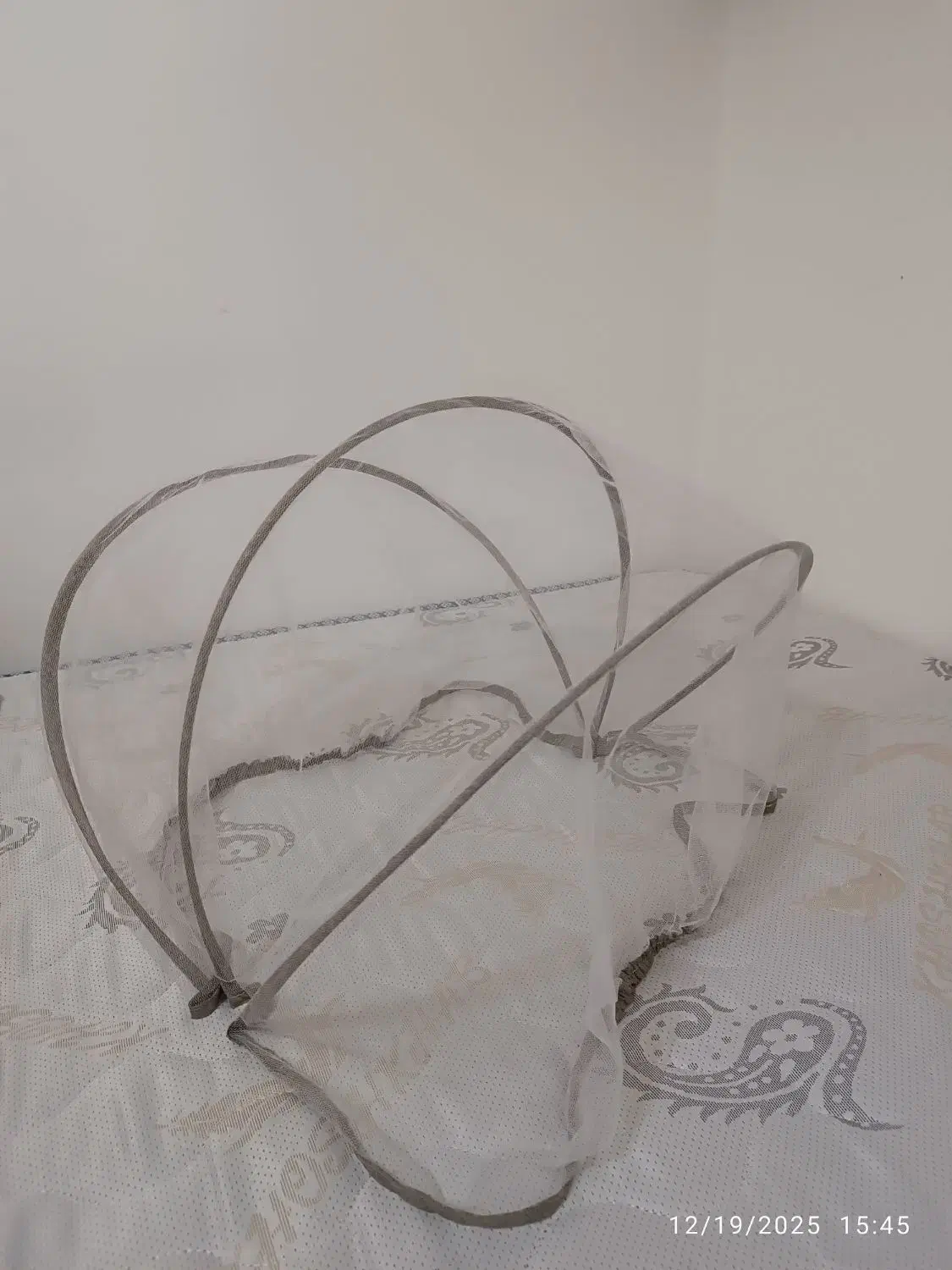 گهواره چوبی|تخت و صندلی بچه|اردبیل, |دیوار