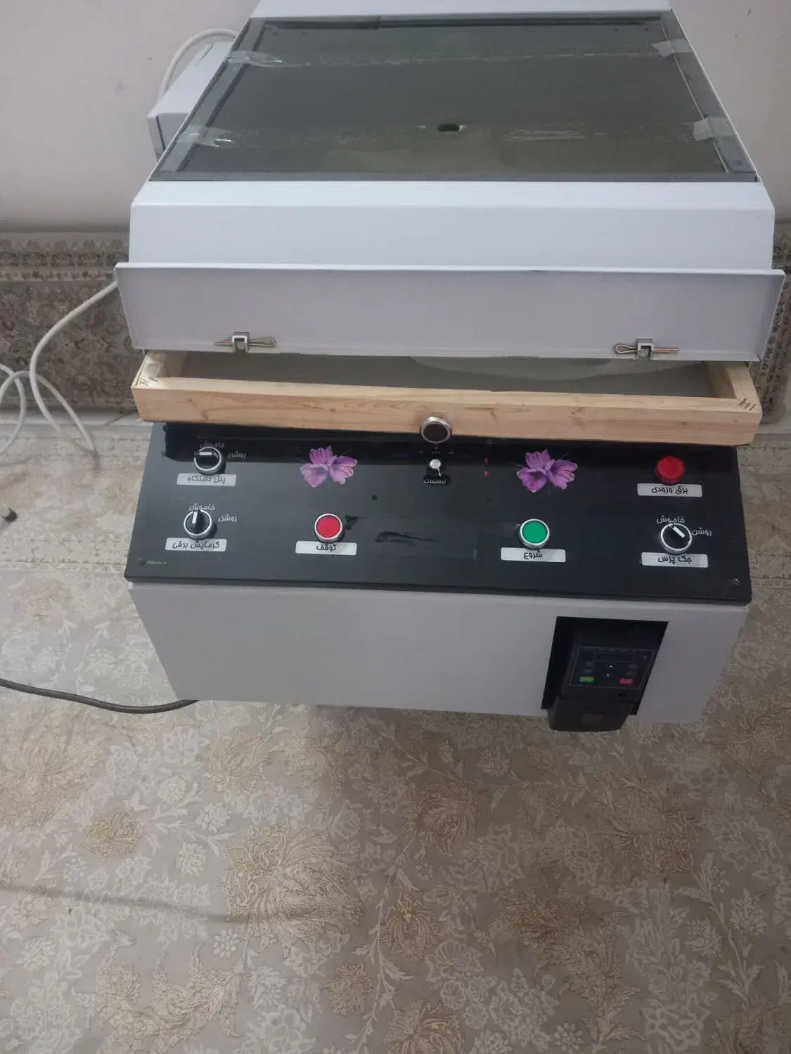 دستگاه خشک کن زعفران دارم ۶۰۰۰|ماشینآلات صنعتی|جلگه رخ, |دیوار
